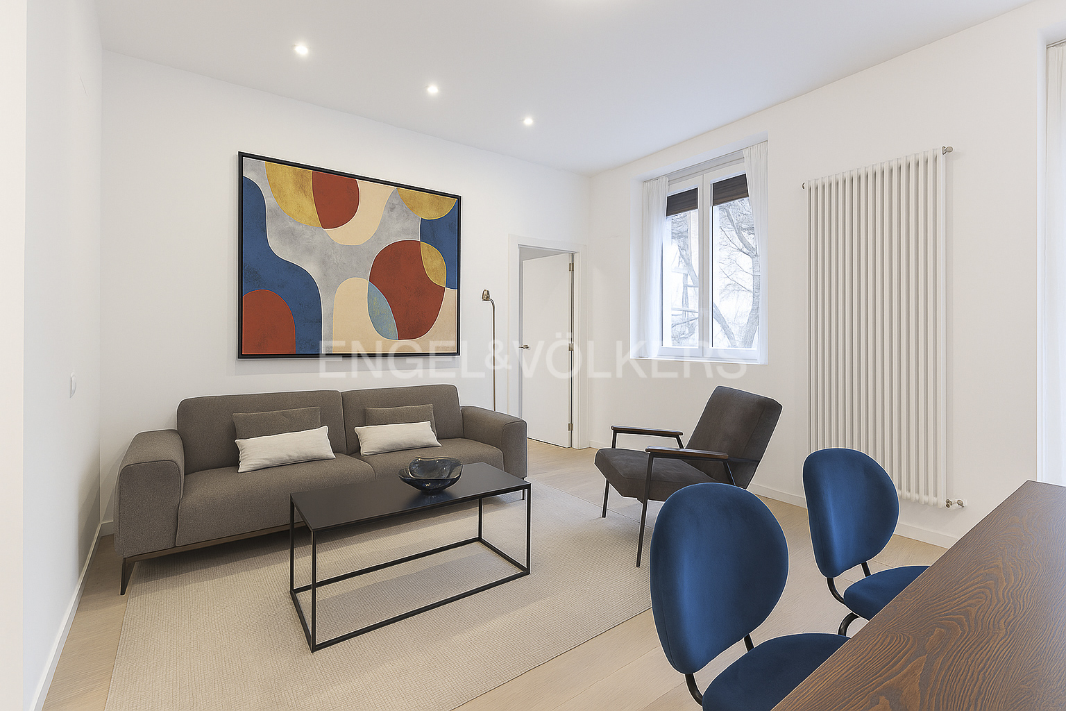 Exclusive and Modern 2 Bedroom Exterior Apartment in the Heart of Embajadores