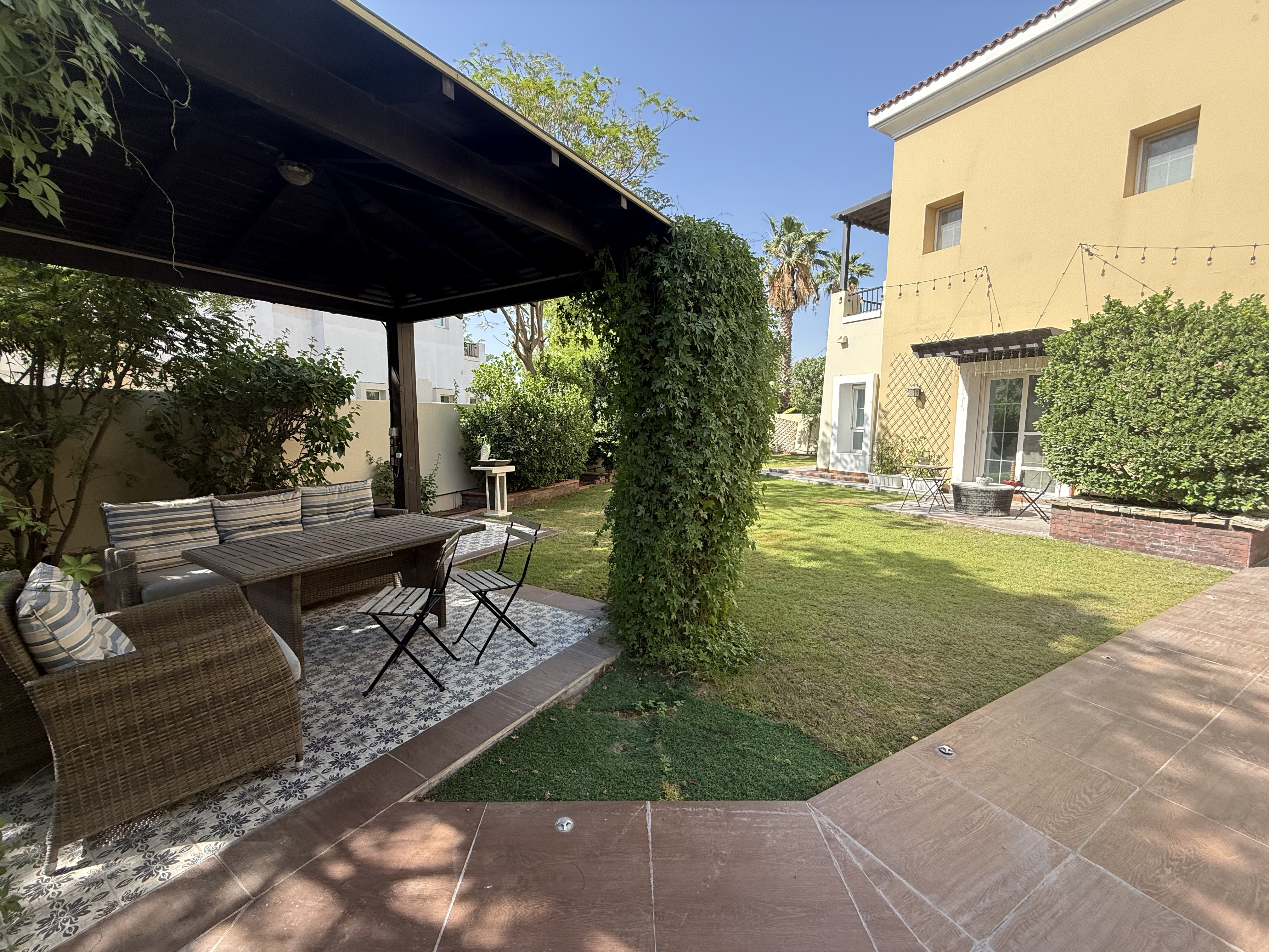 Upgraded | Chiller Free | Corner | Landscaped