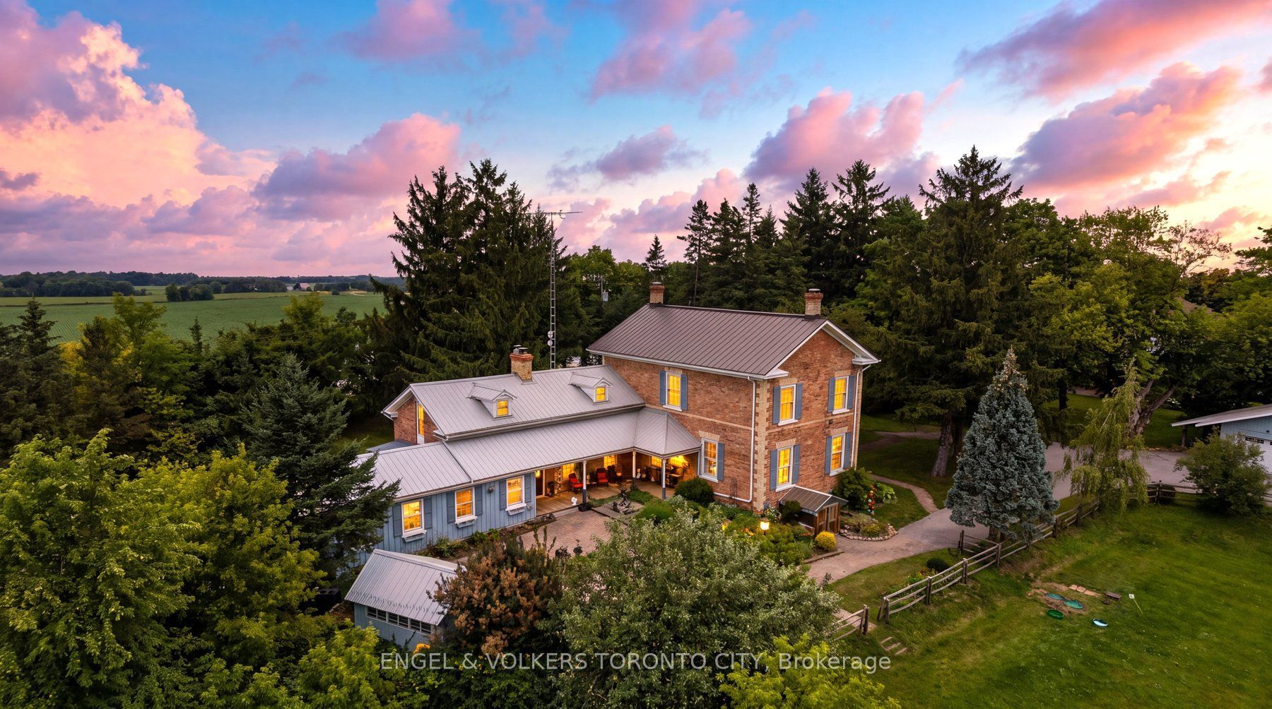 Remarkable Georgian Style Home