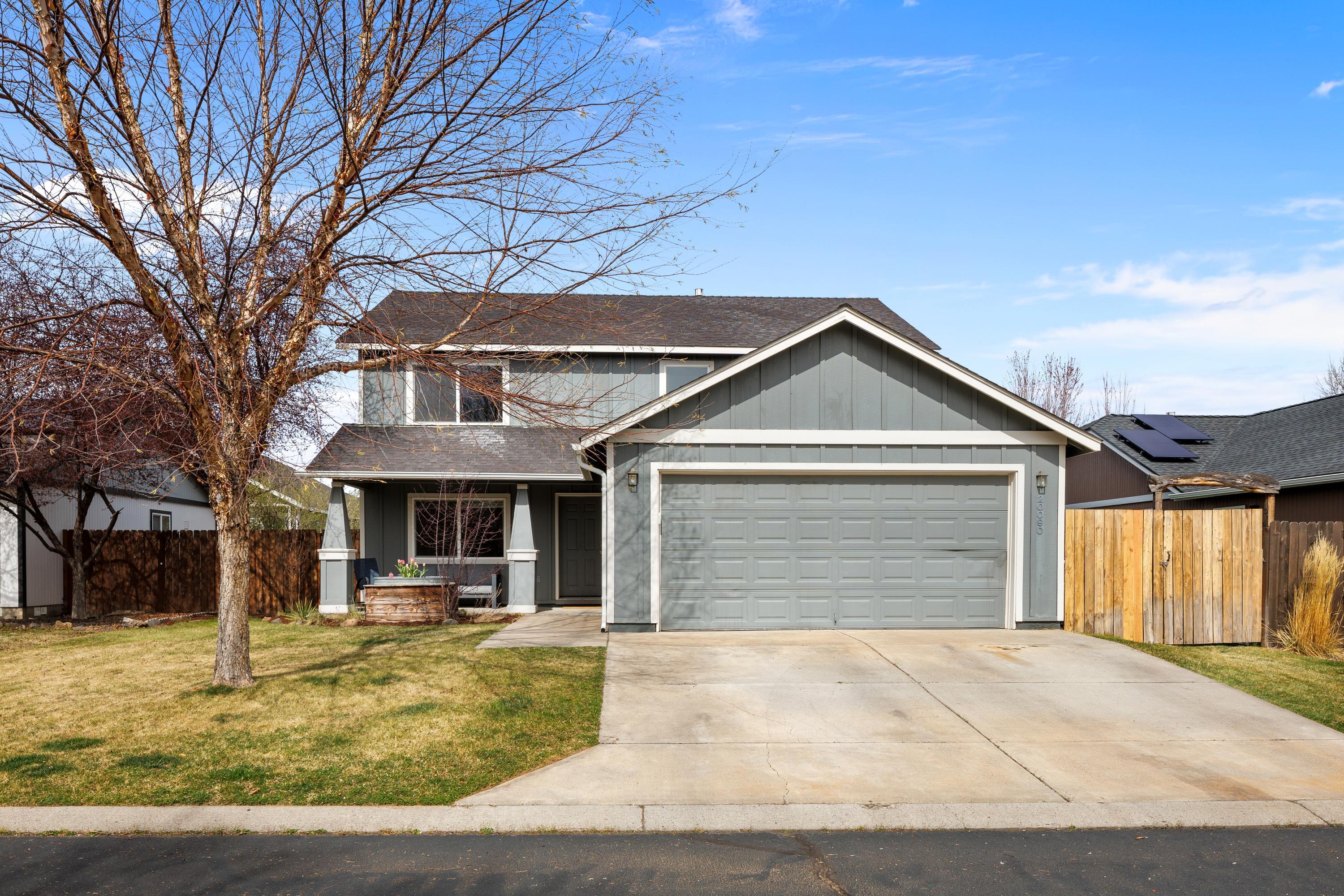 Spacious 4 Bedroom SW Bend Home