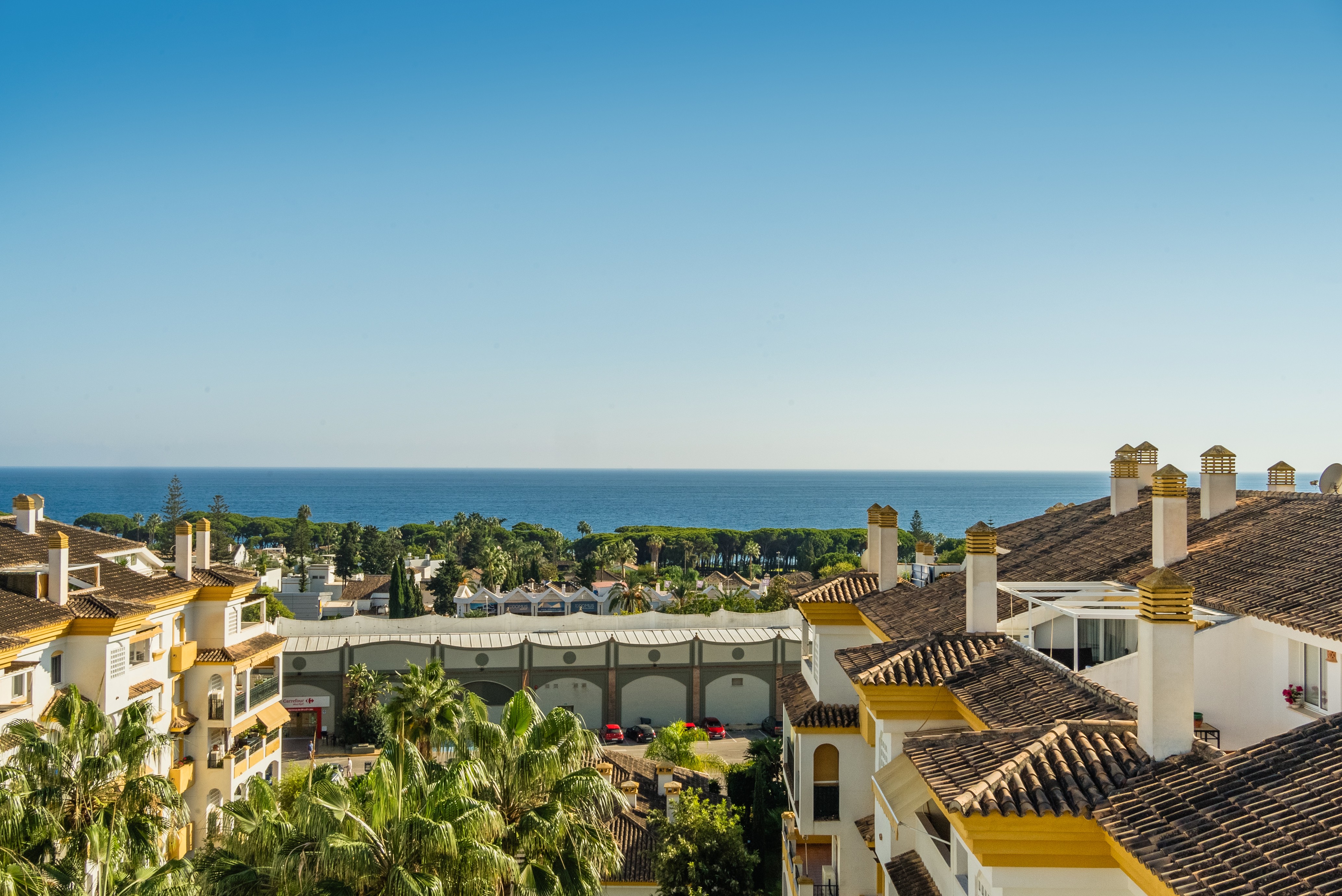 Luxury Duplex Penthouse with Breathtaking Views on the Golden Mile