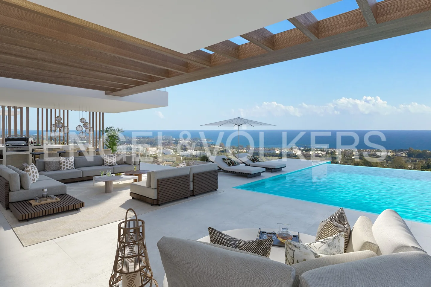 Luxusvilla mit Blick auf das Mittelmeer