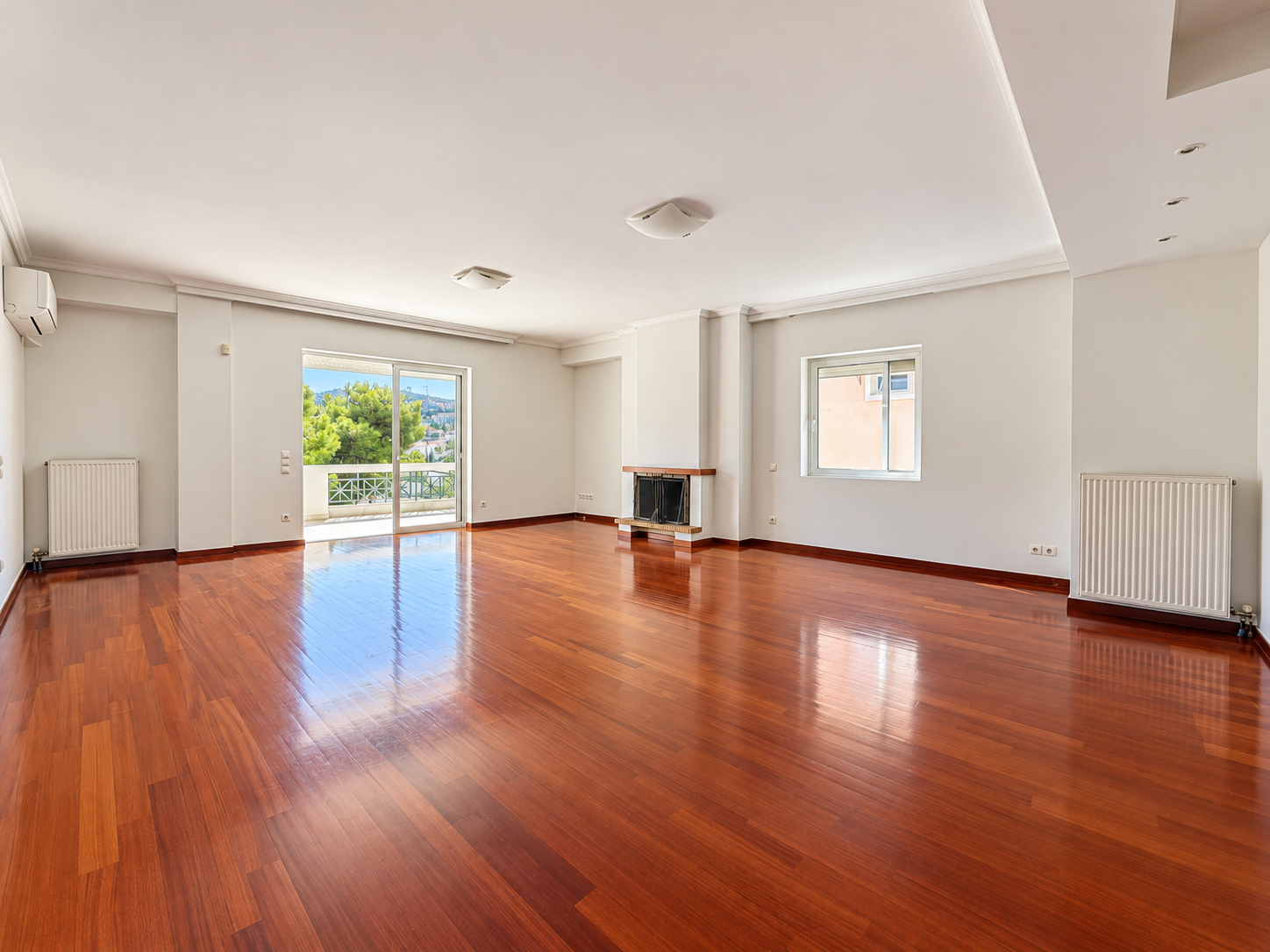 Wonderful  dublex apartment with attic in Nea Penteli square