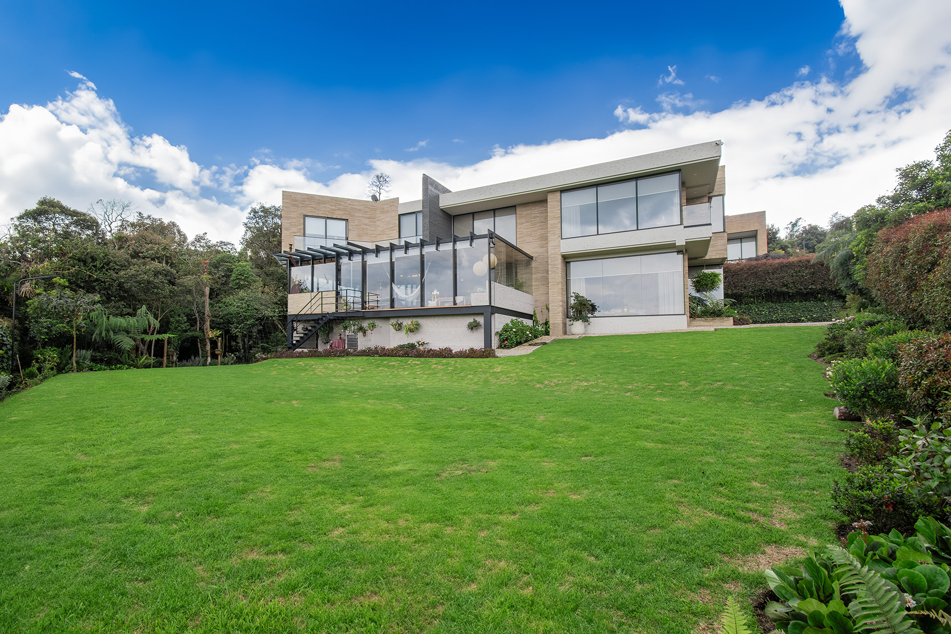 Casa amoblada para arriendo en Yerbabuena, Sopó