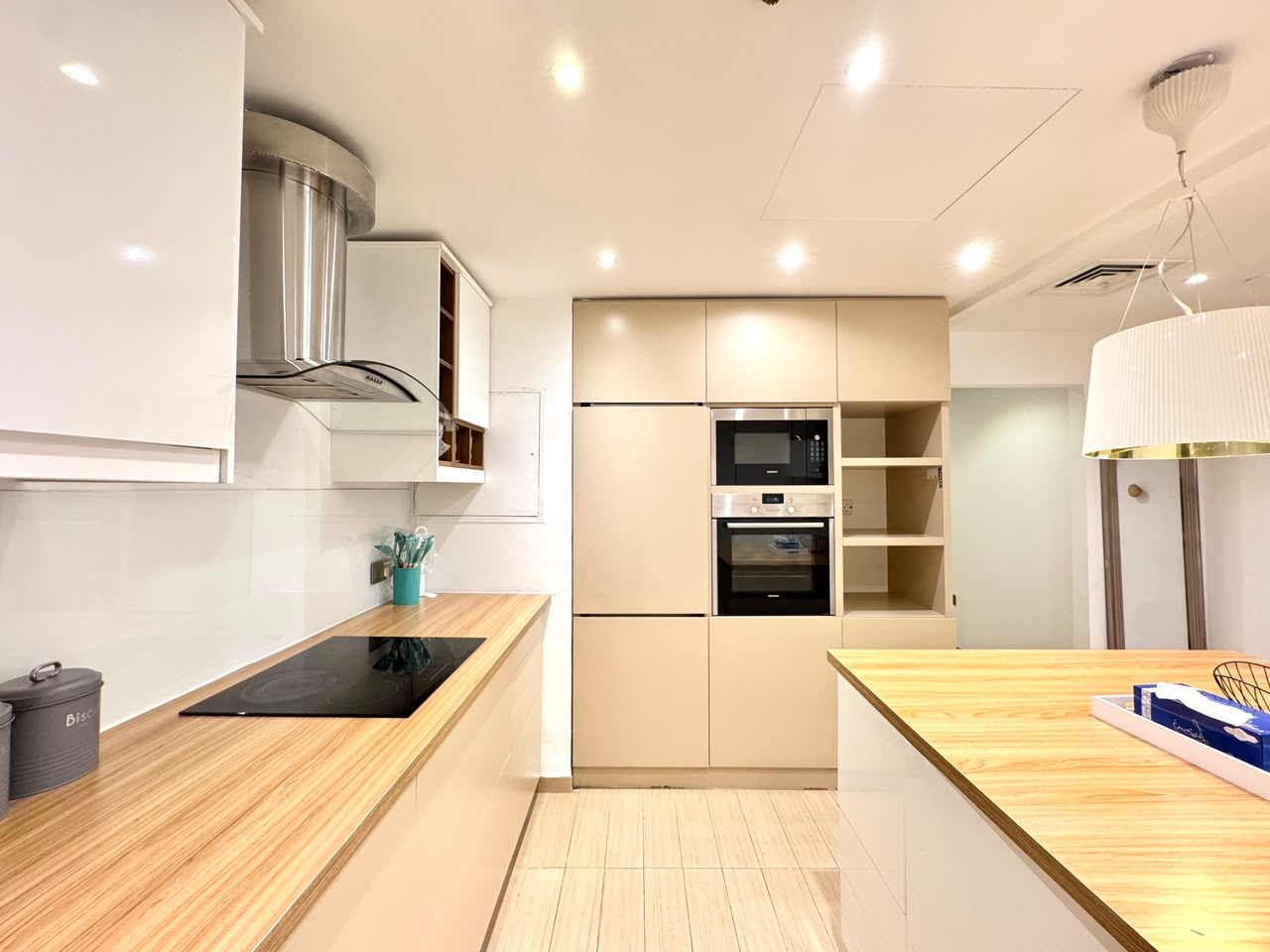 Vacant | Fully Upgraded | Low Floor