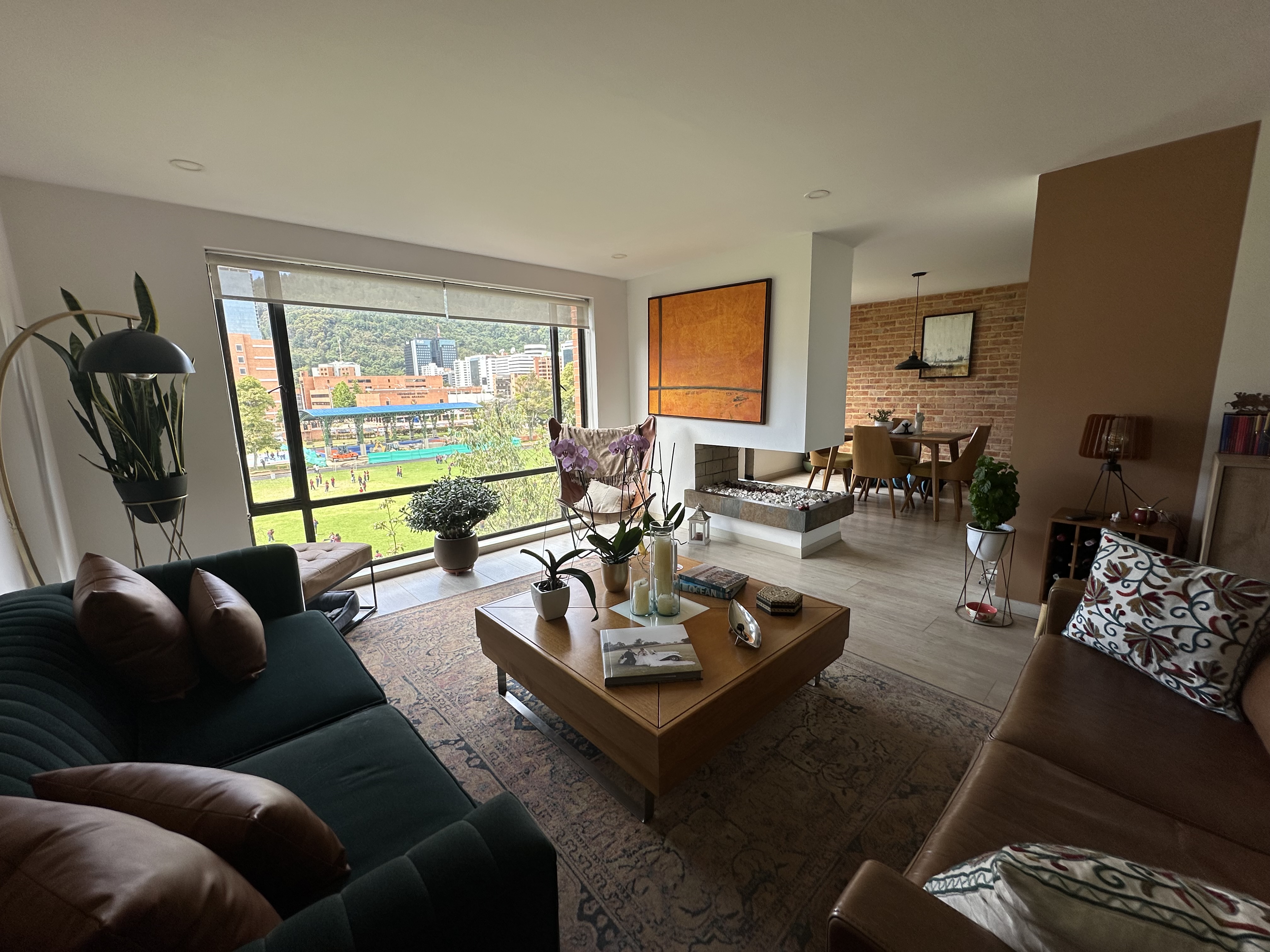 Apartamento con vista verde para venta en Rincón del Chicó
