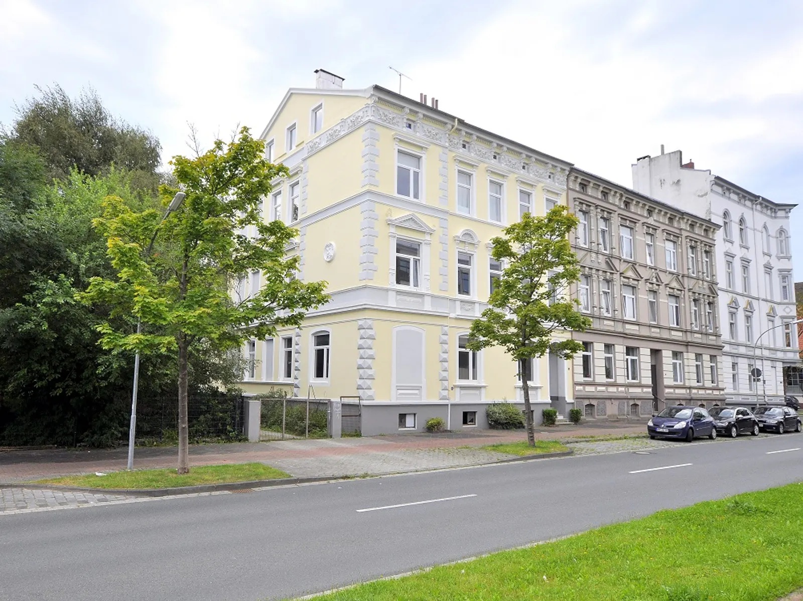 Renovierte Altbauwohnung mit Garage - Ideal für Studenten, Soldaten oder als Kapitalanlage