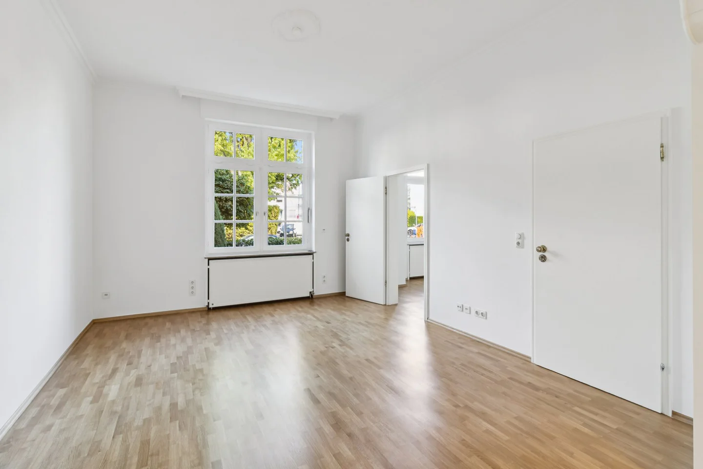 Repräsentatives und stilvolles Wohnen im Holzhausenviertel - Photo 5