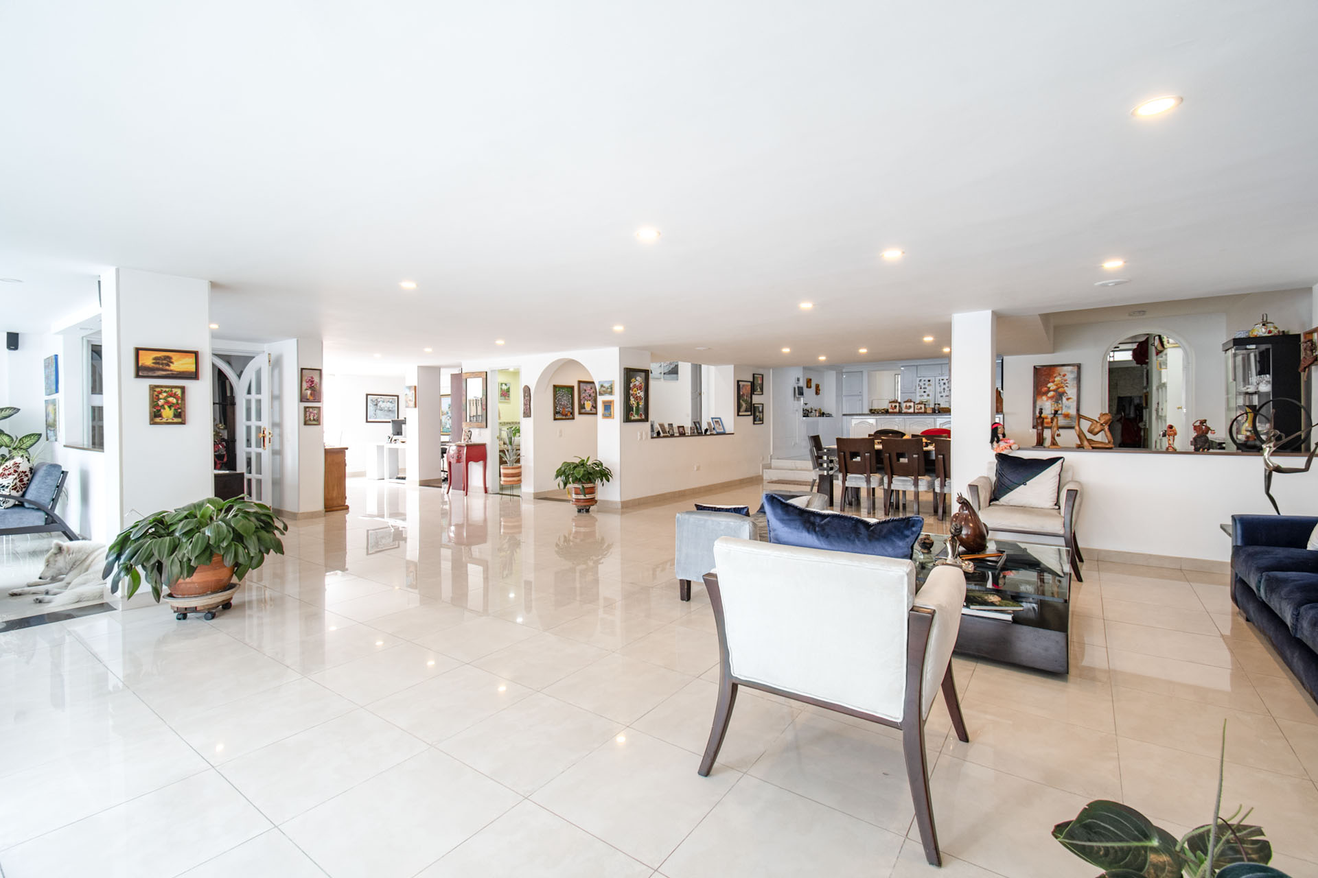 Apartamento exterior con balcón para venta en Santa Bárbara