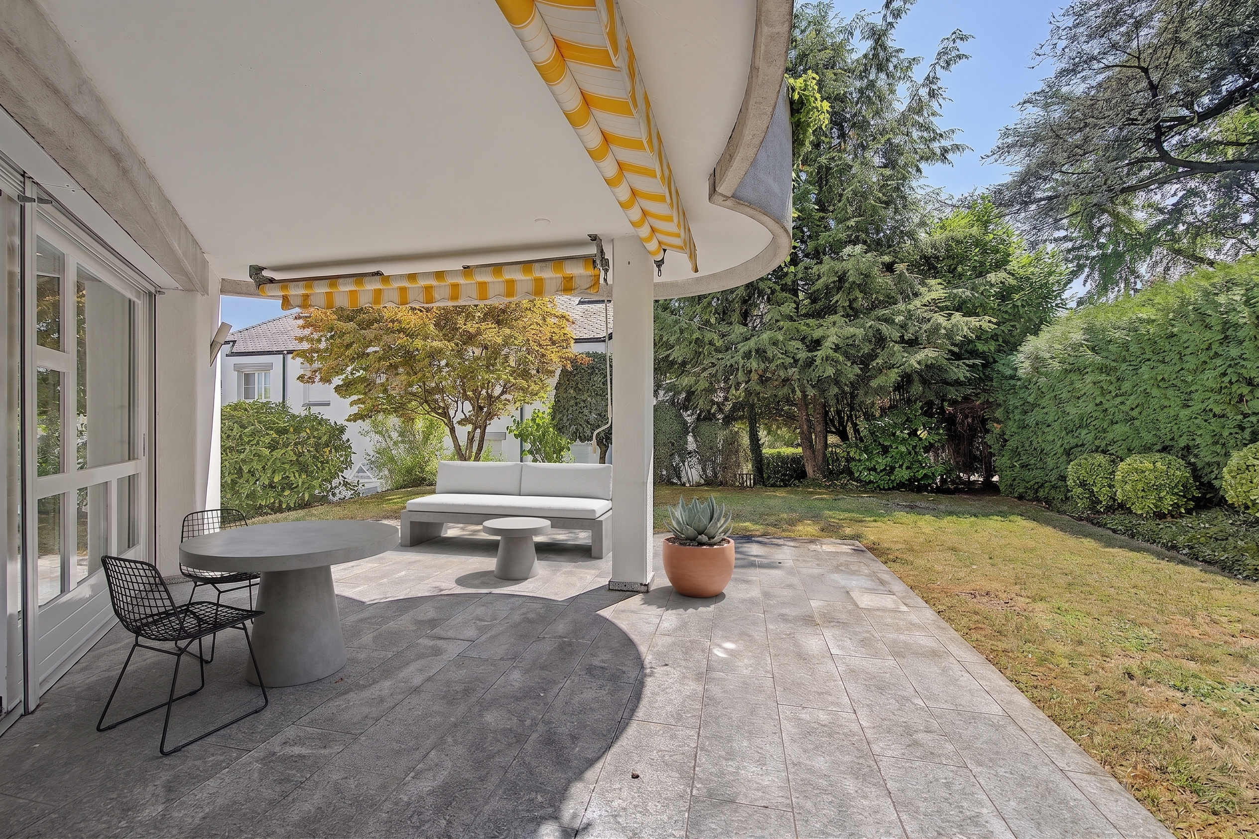 Attraktive Gartenwohnung mit Potenzial  in begehrtem Luzerner Quartier [Modificato da IA]