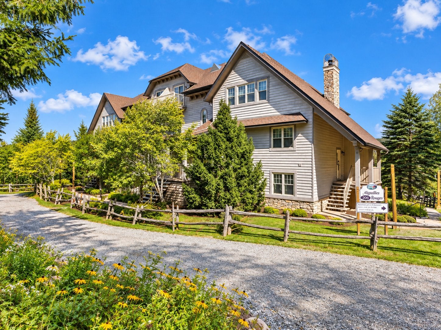 Panoramic Views, Resort Amenities, Perfect Location