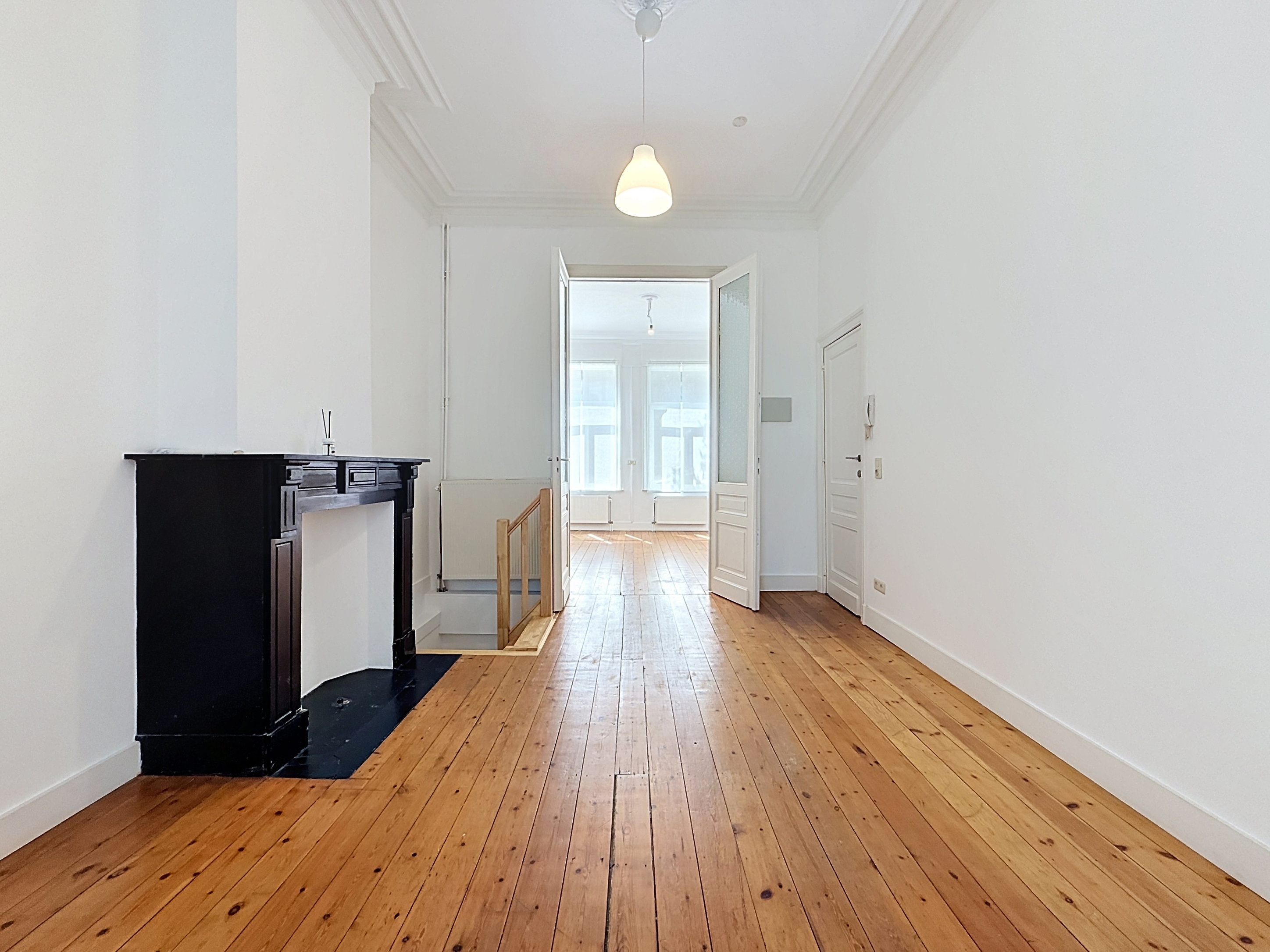 Stunning 2-bedroom duplex with terrace and garden