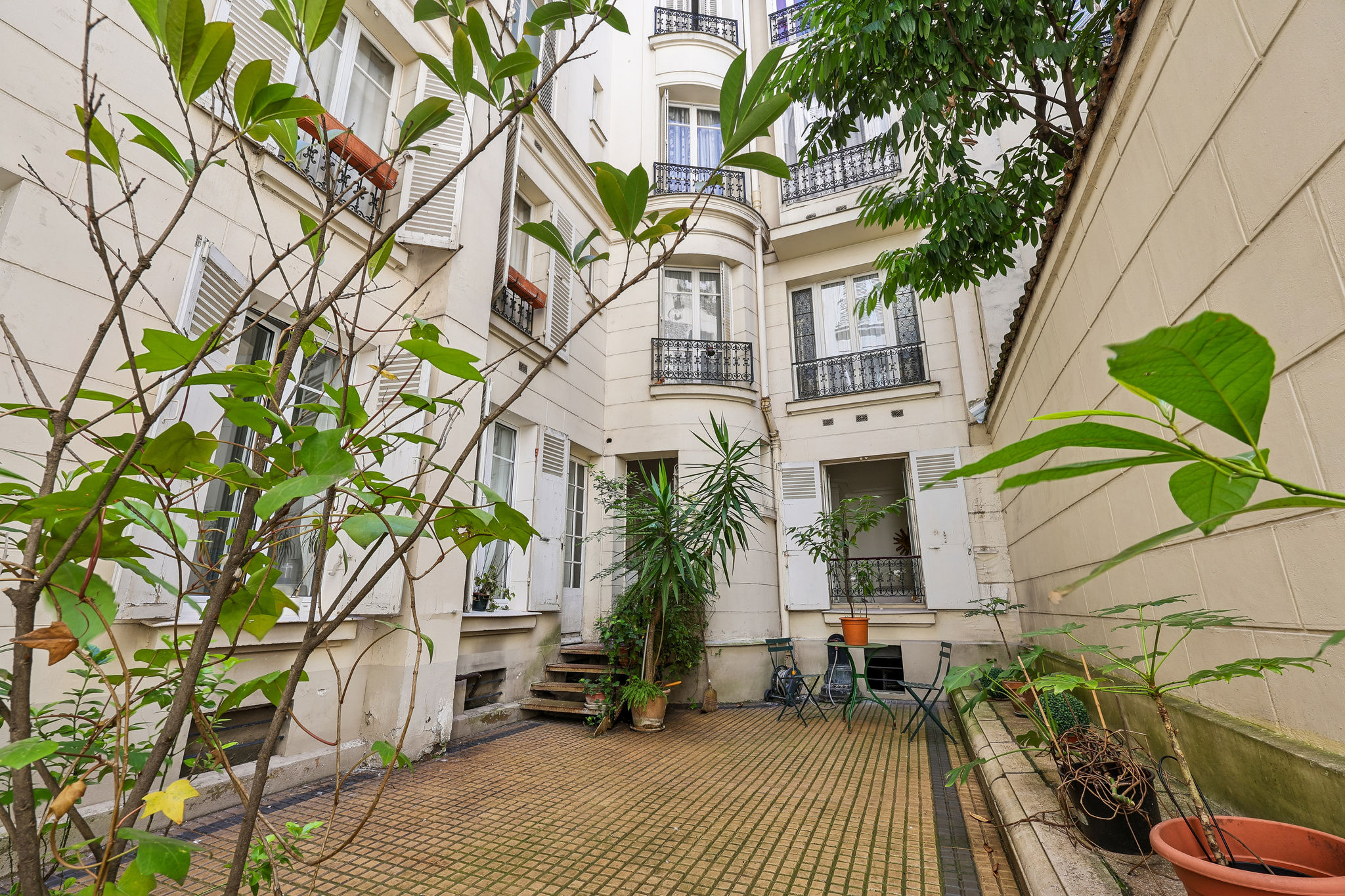 Paris V – Contrescarpe – Appartement de caractère avec patio