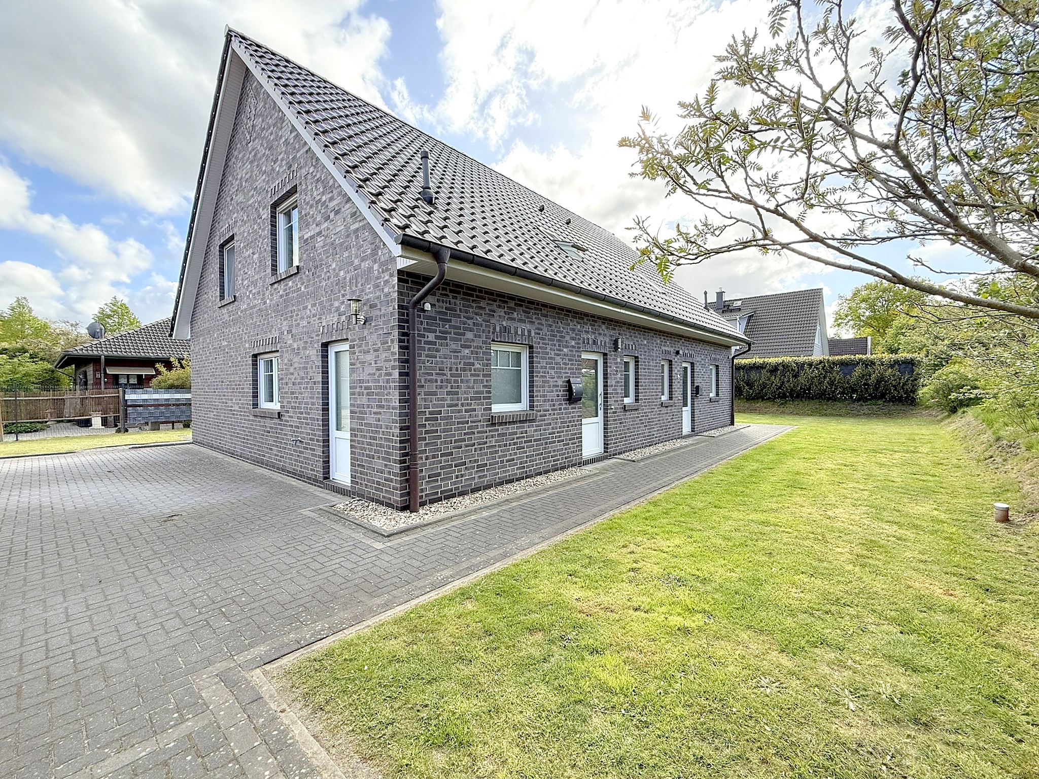 Hochwertige Doppelhaushälfte in Etzel – Ideal als Einzelkauf oder Gesamtpaket