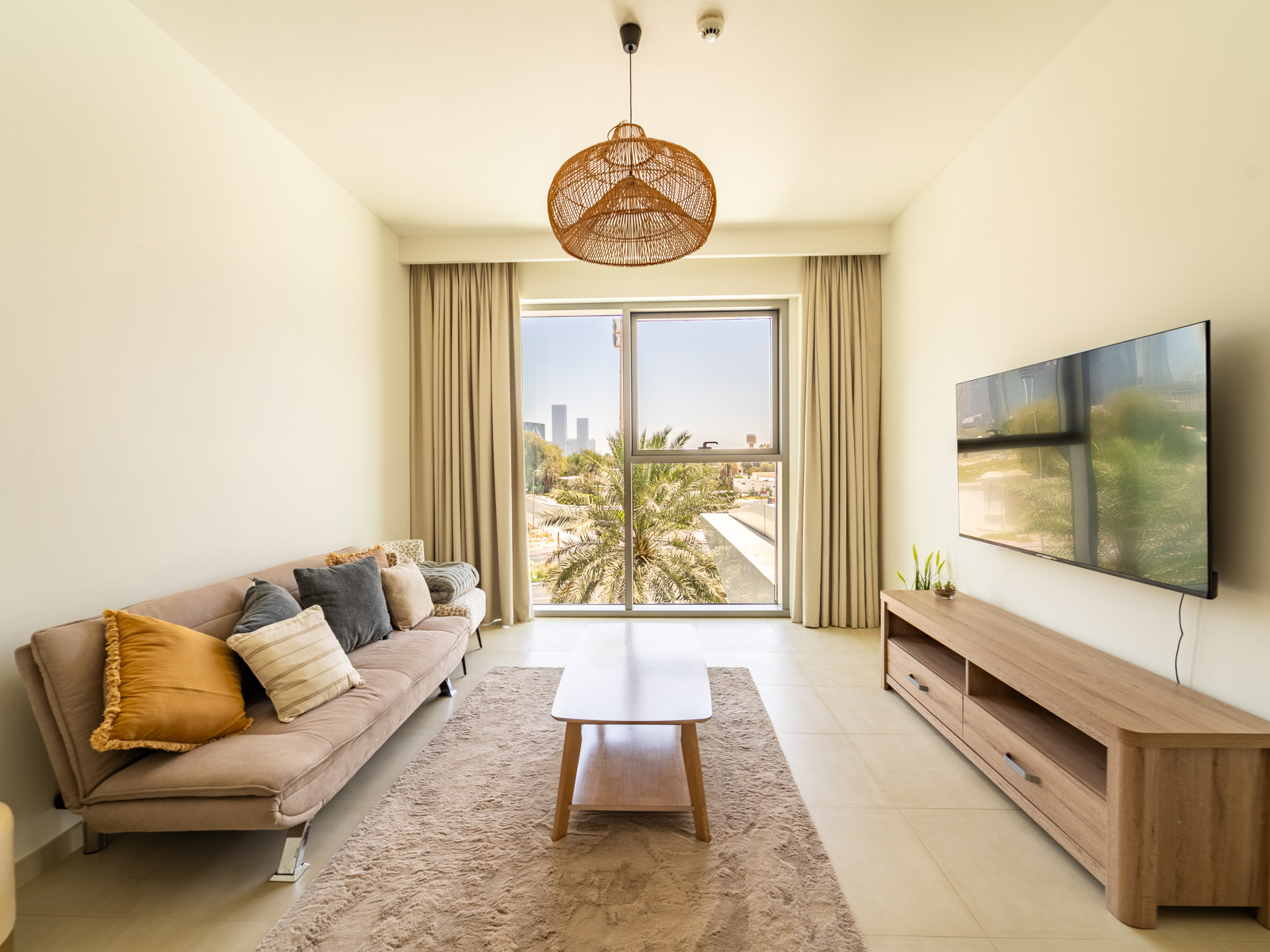 Fully Furnished | Dubai Mall Access | Downtown Living