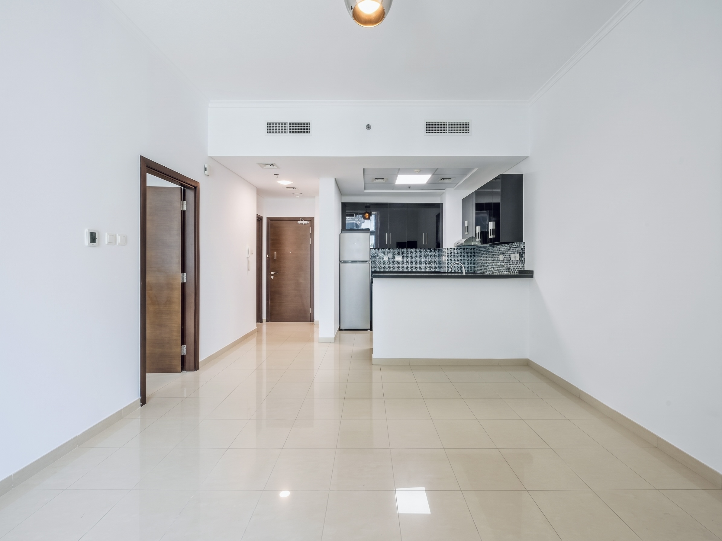 Unfurnished | High Floor | Skyline View | Vacant