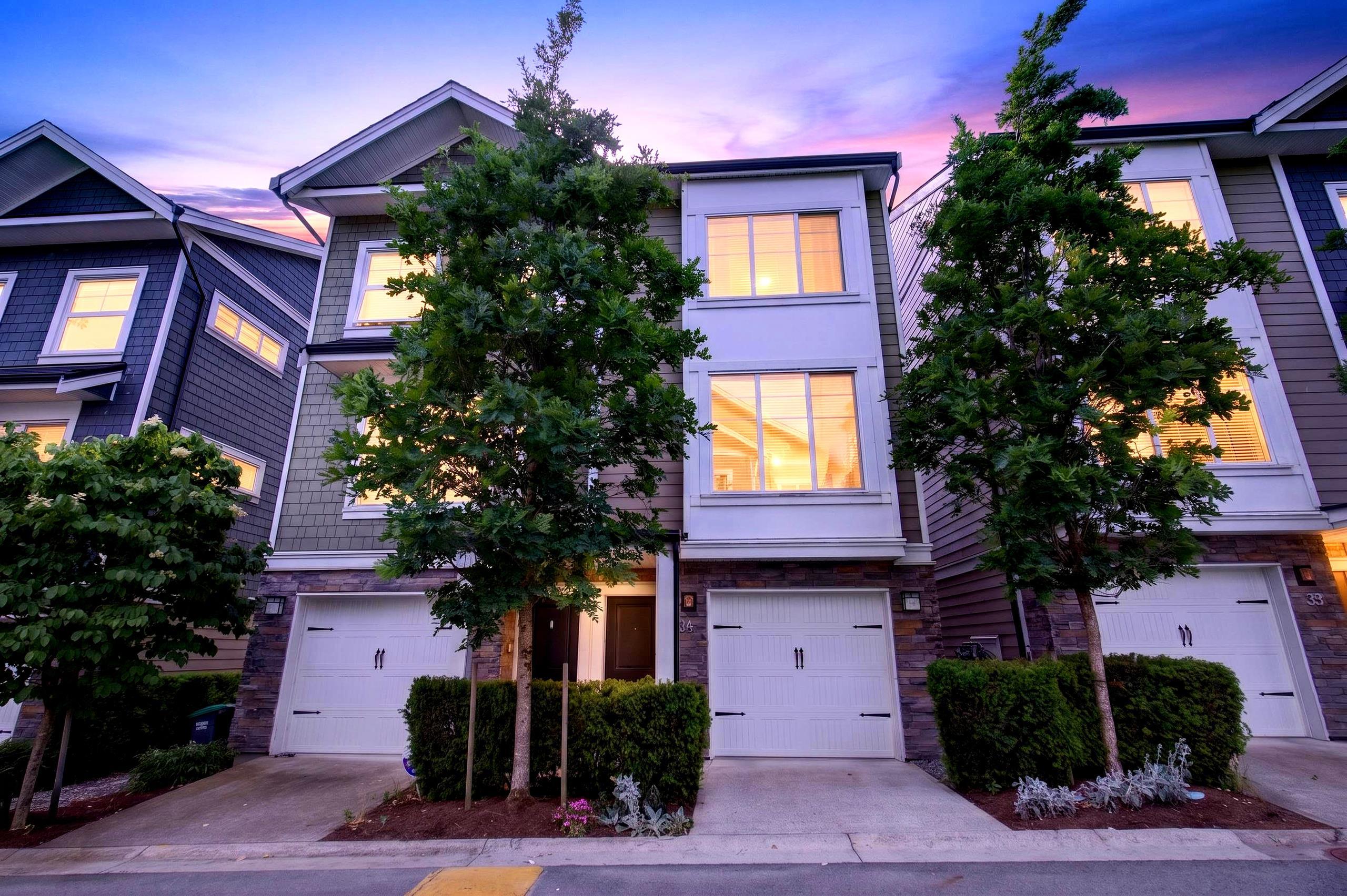 Bright & Beautiful 3-Bedroom, 3-Bath Townhome!