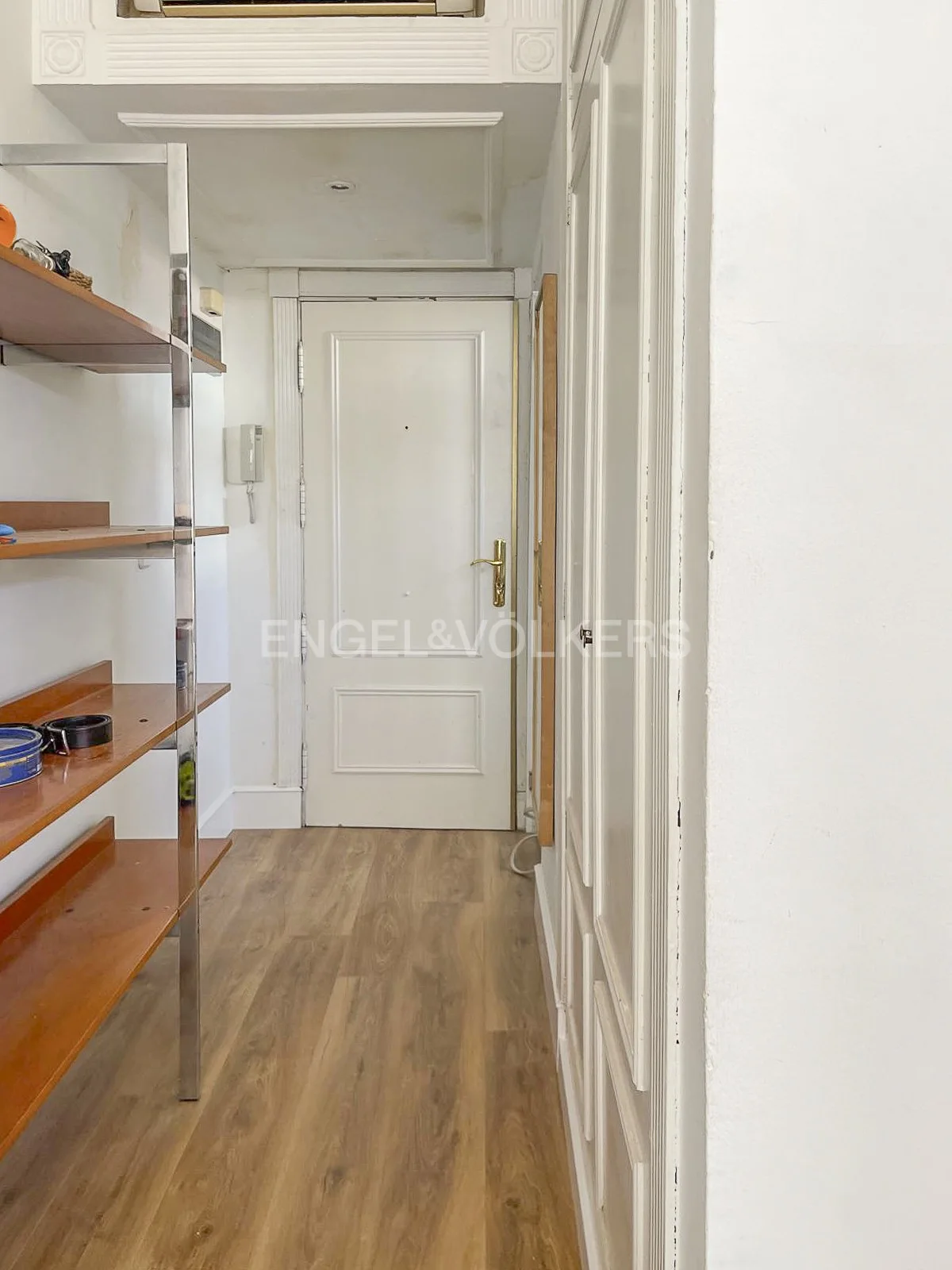 Cozy and quiet furnished studio in Ayala Street