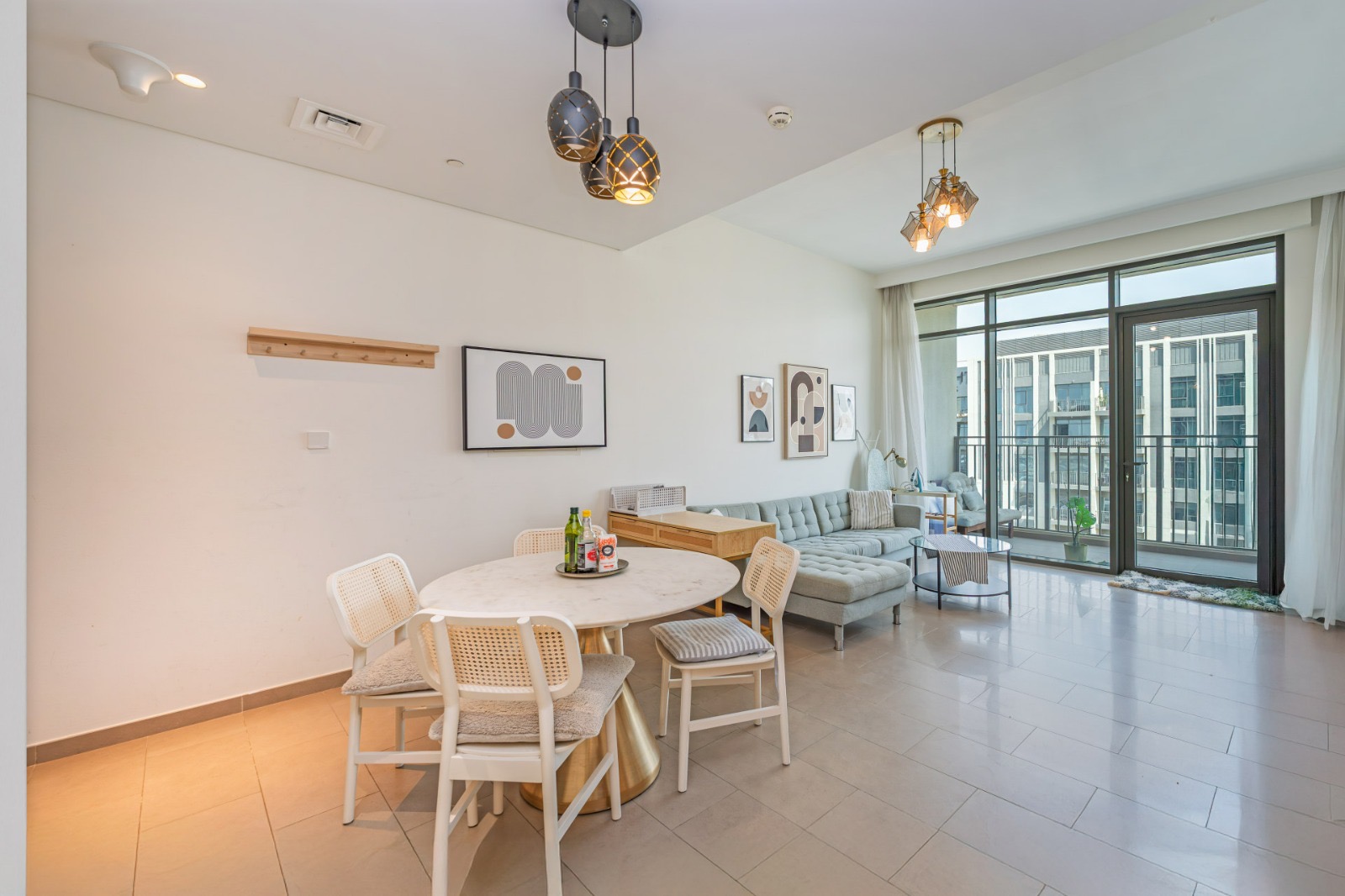 HIGH FLOOR | FURNISHED | VACANT