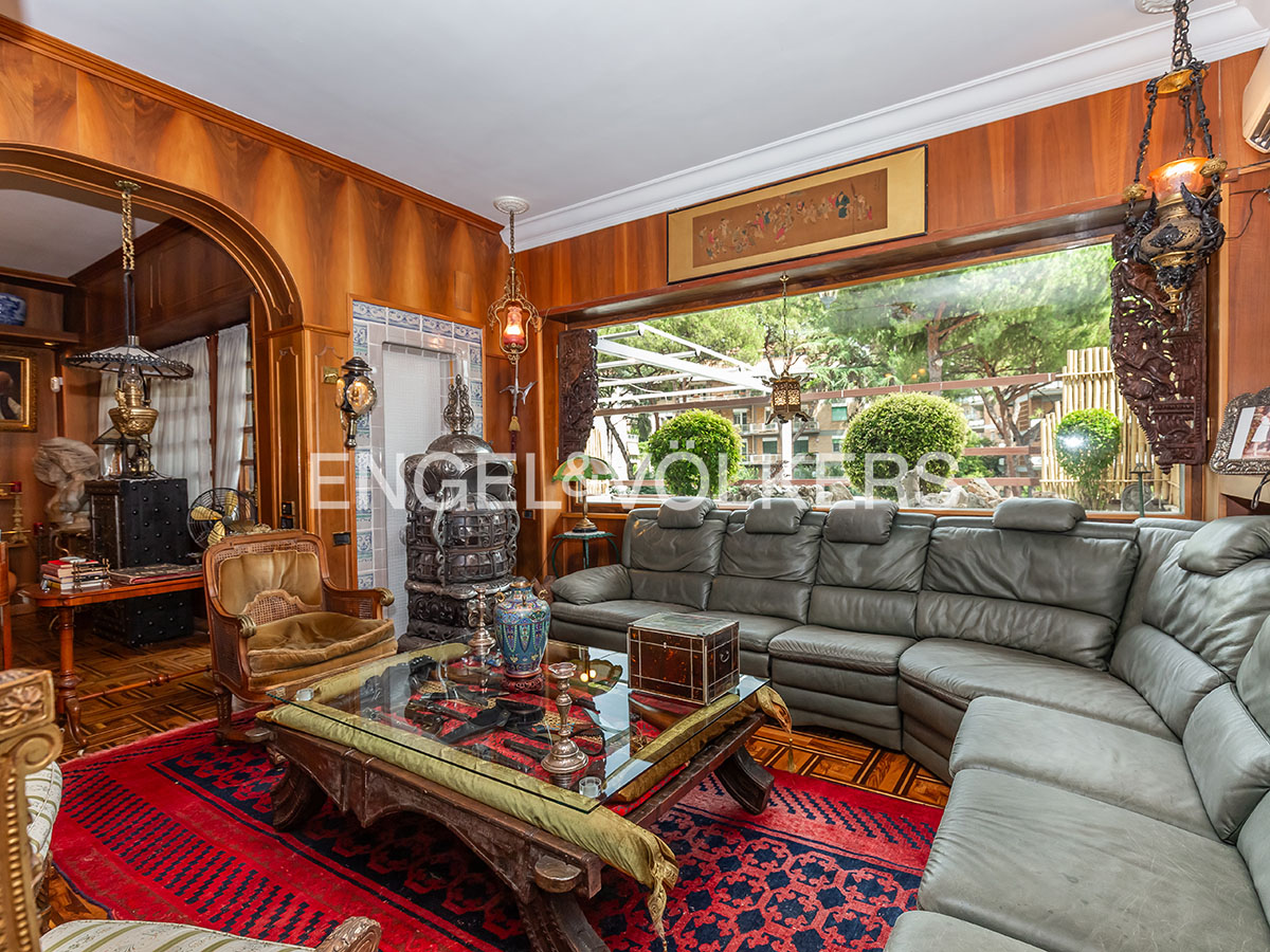 EUR Laurentina, prestigious residence with garden