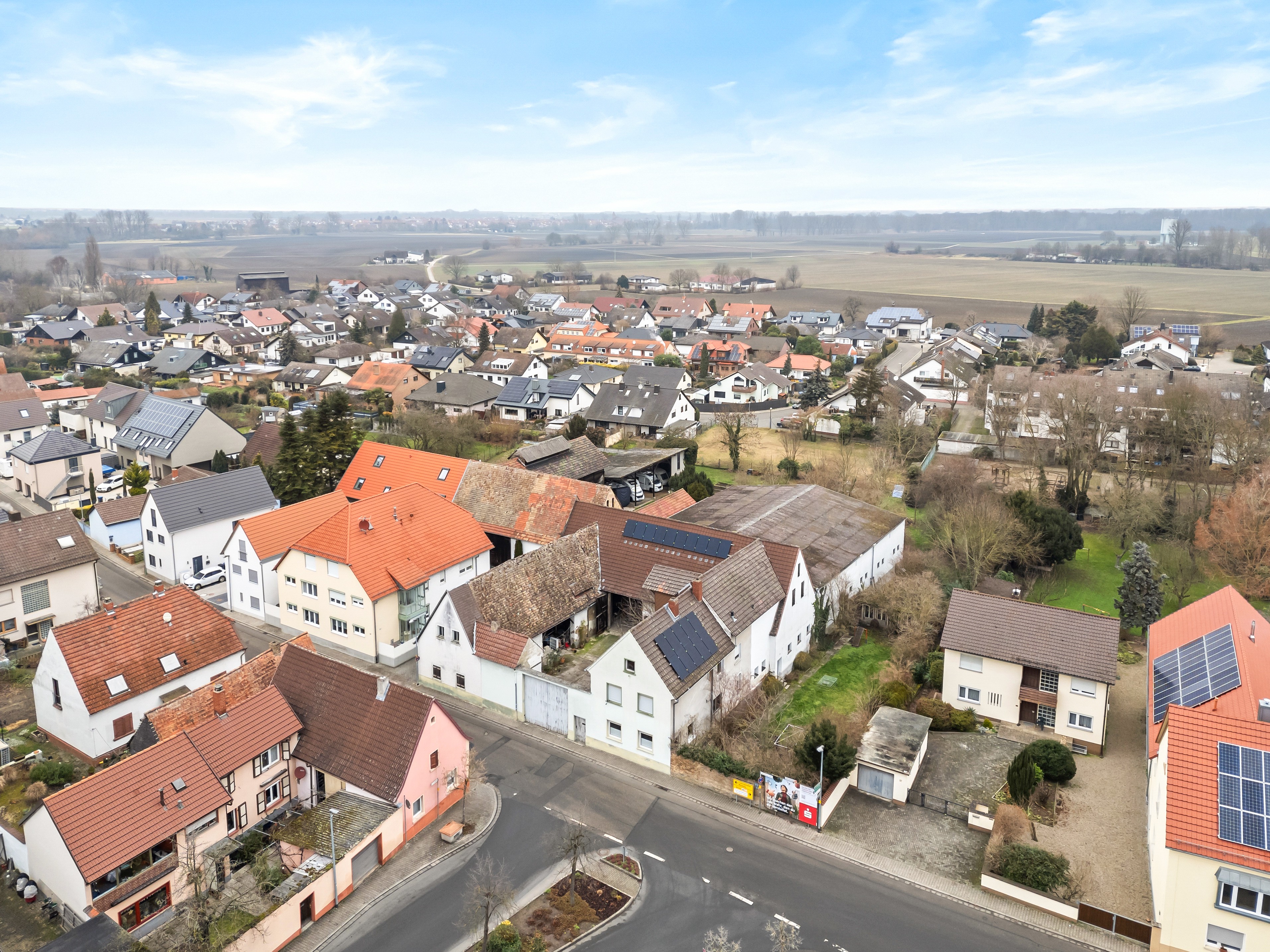 Sehr viel Platz innen und außen - Ihre Chance!