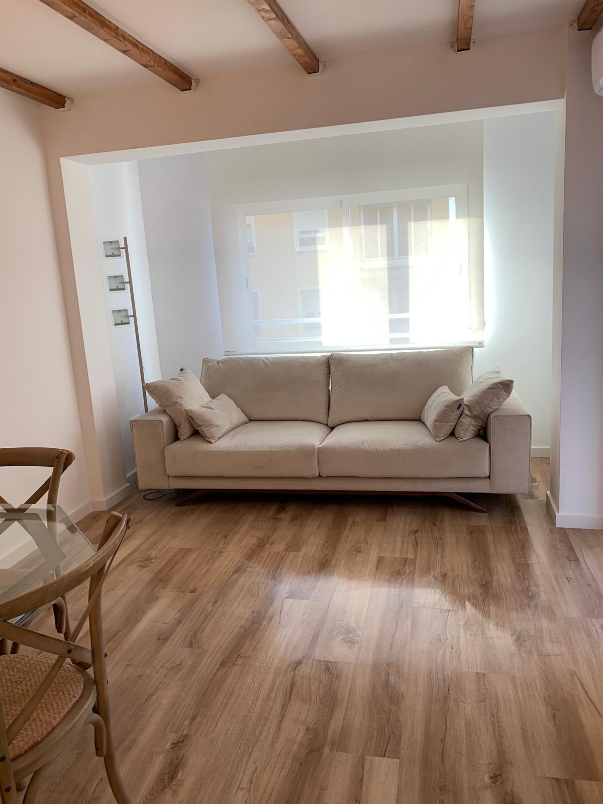 Furnished 4-room apartment