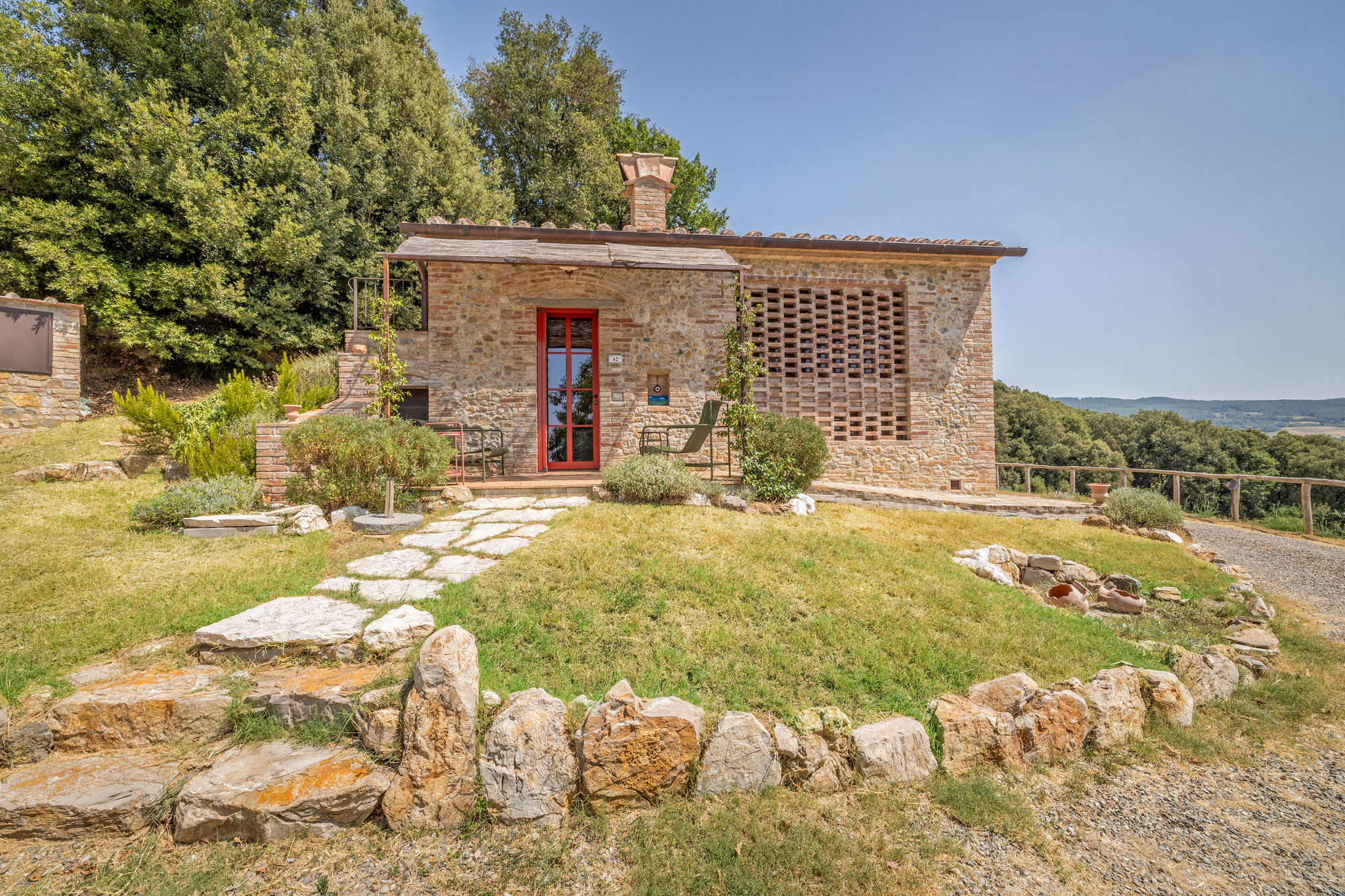 Romantic Tuscan Reatreat overlooking Volterra