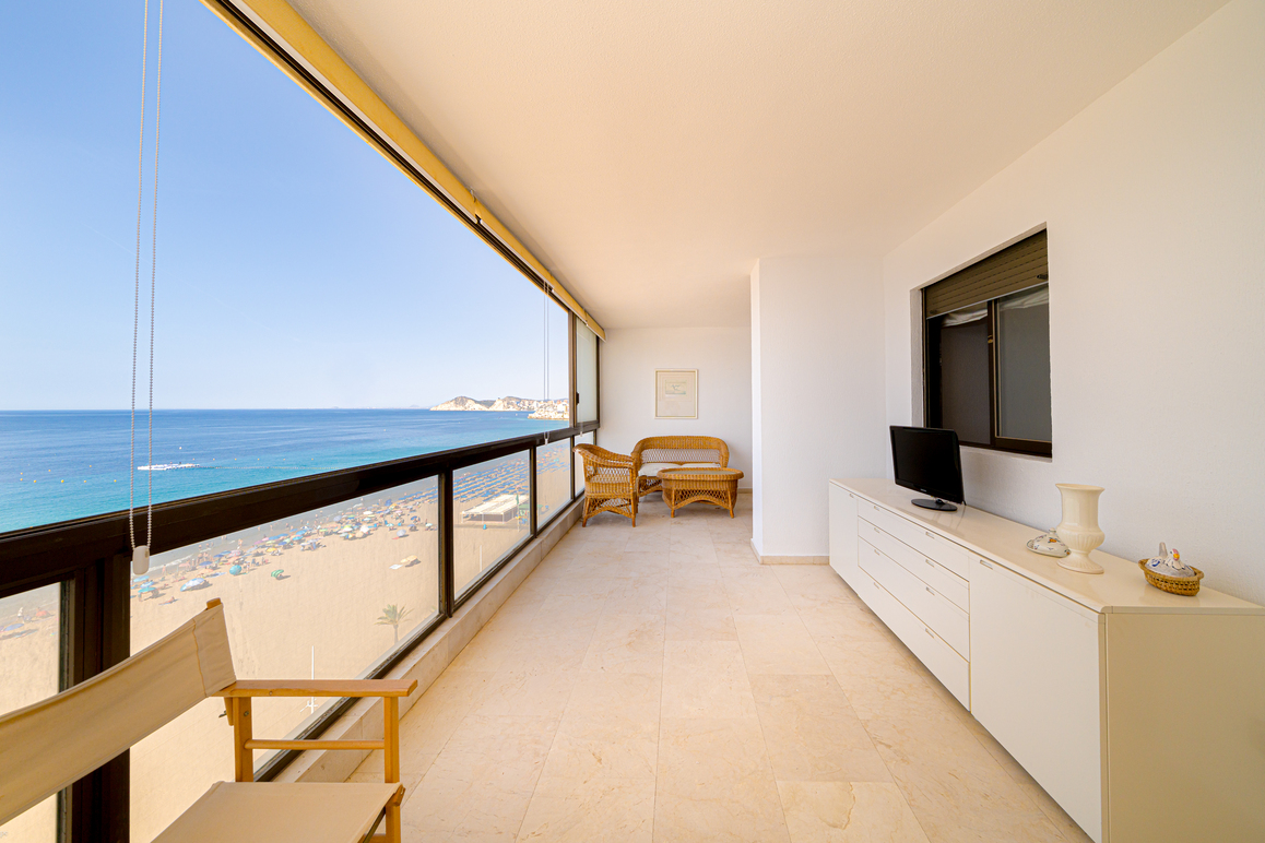 Two bedroom apartment in the Gemelos building on the Levante Beach