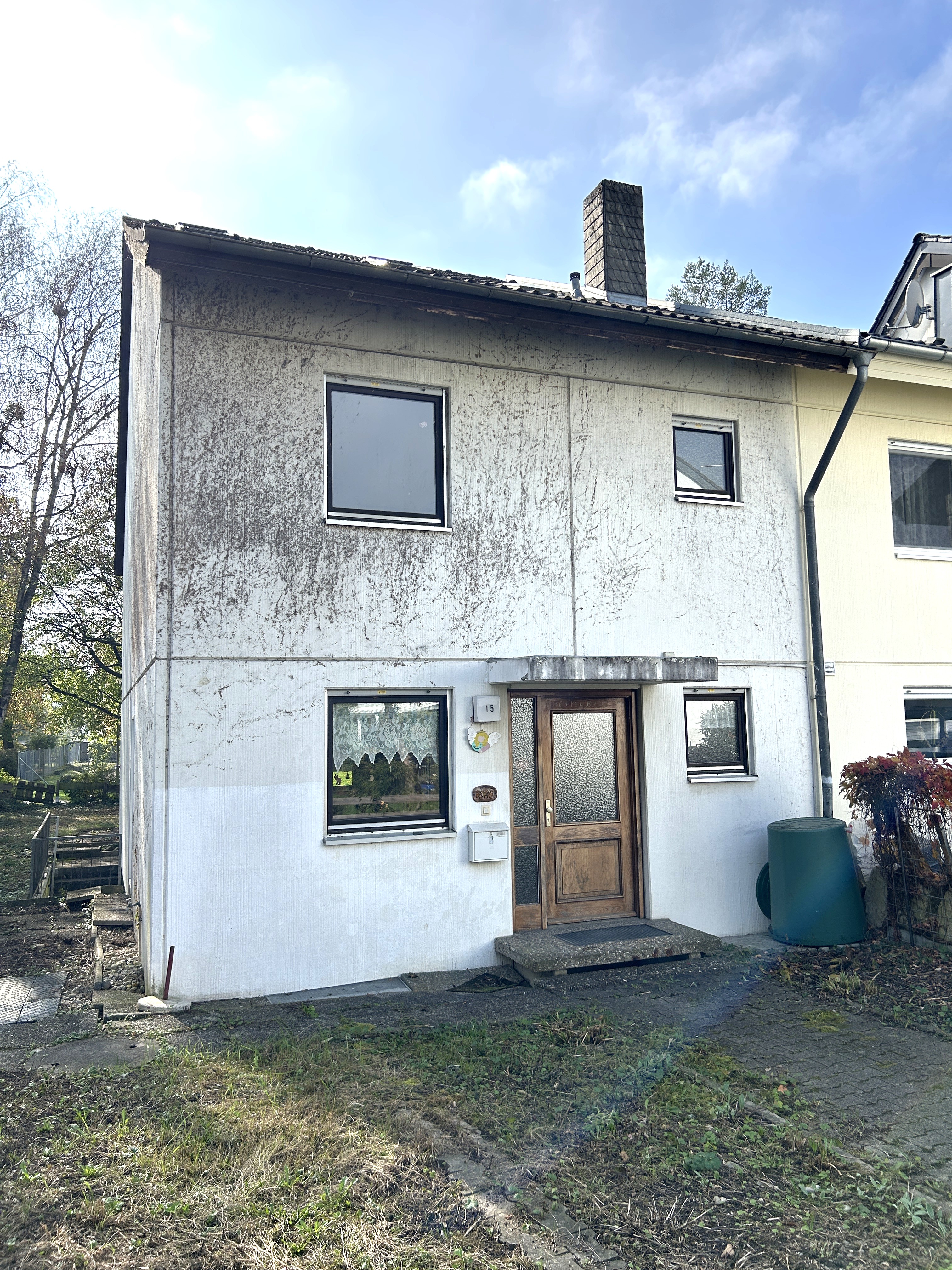 Großzügiges Reihenendhaus mit Süd-Balkon,Terasse, Garten, Garage und außergewöhnlichem Potenzial für Ihr visionäres Traumdomizil!