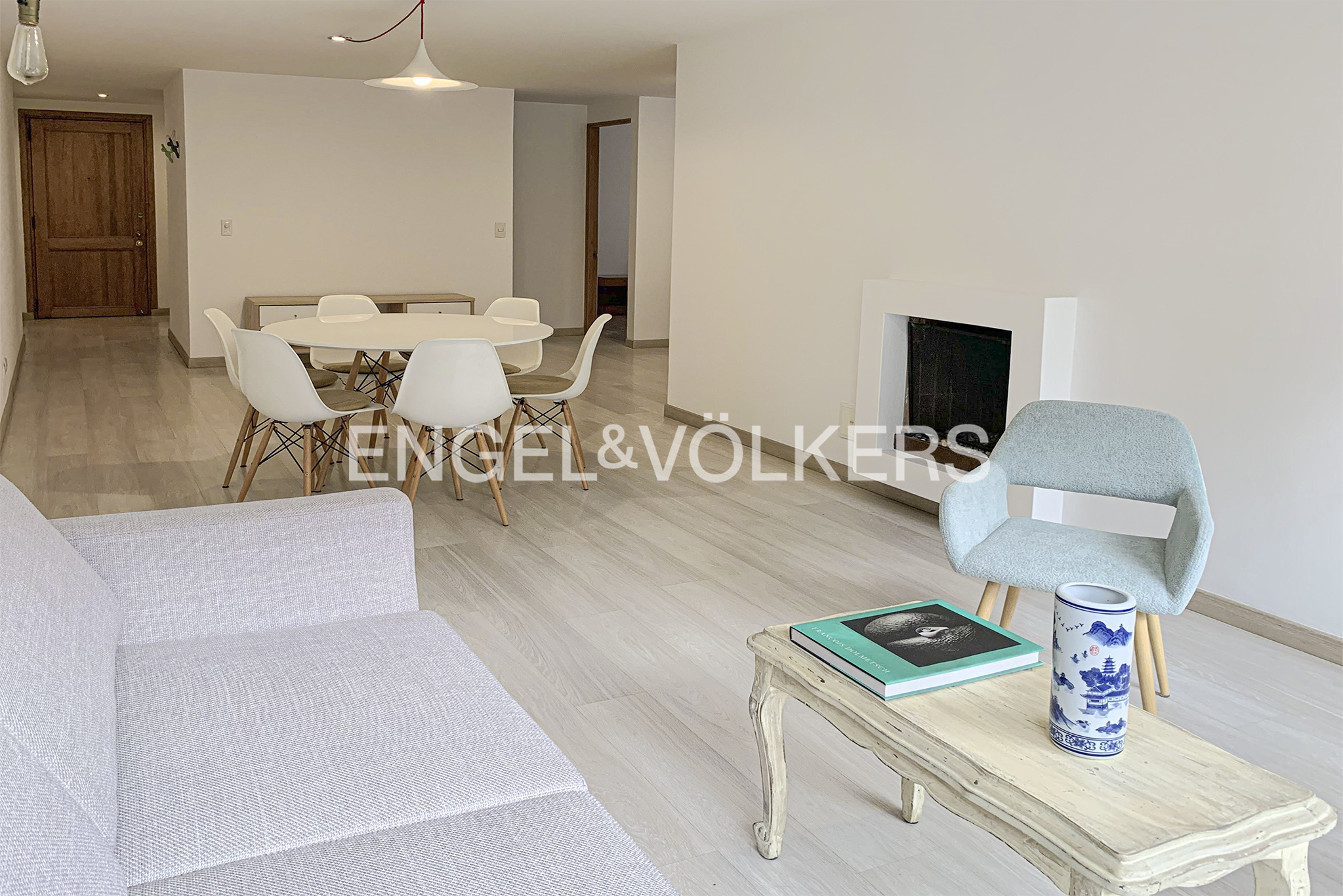 Apartamento amoblado para arriendo en Chico