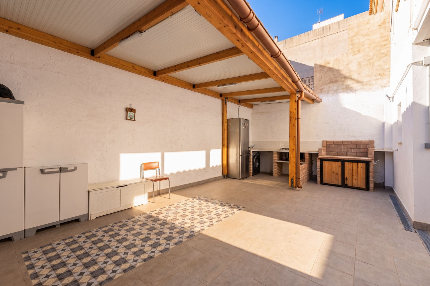 Ground-floor flat with a patio and barbecue in Bétera, Valencia