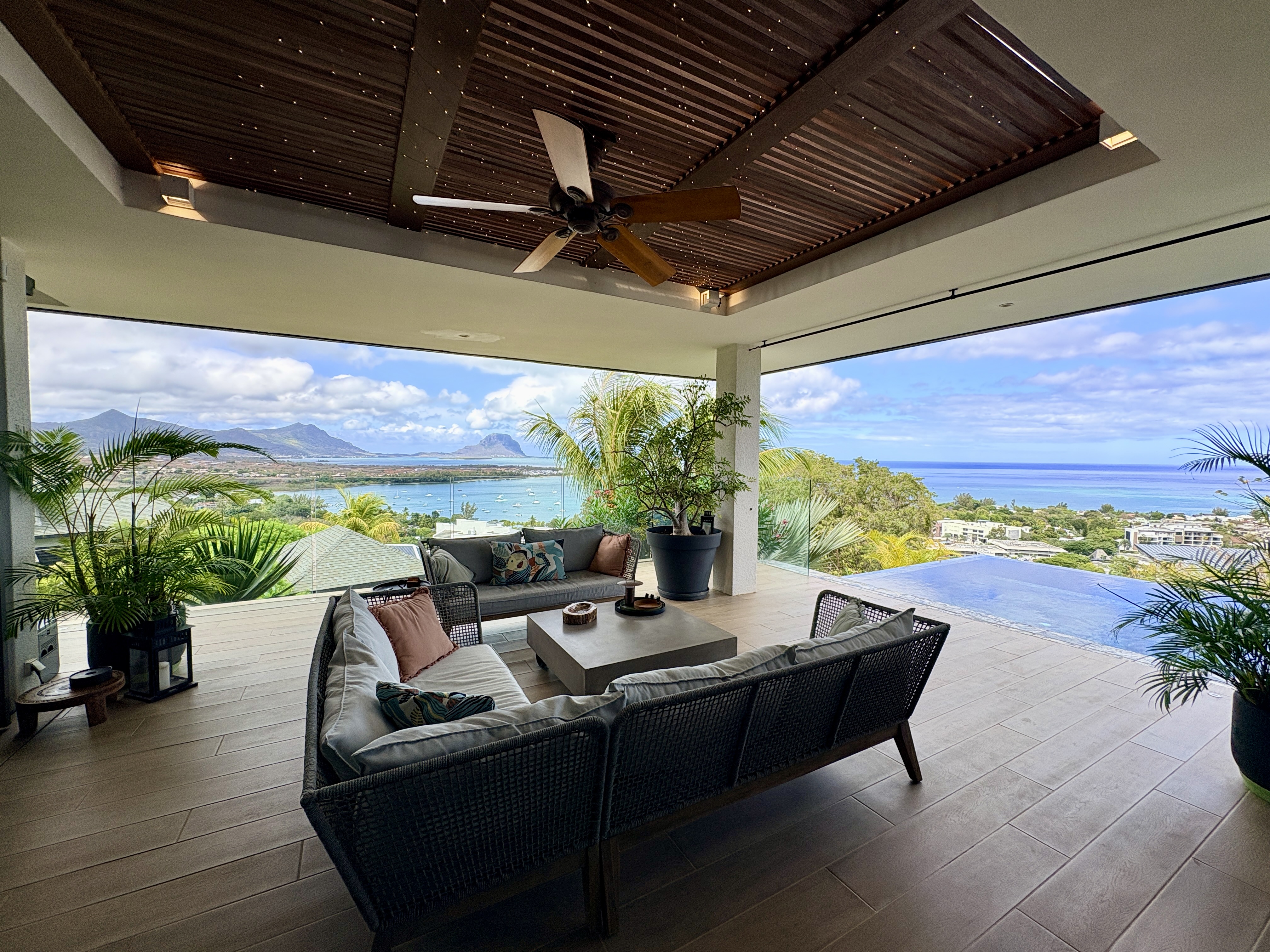 FOR SALE - Exceptional Private Villa with Uninterrupted Panoramic Views in Black River