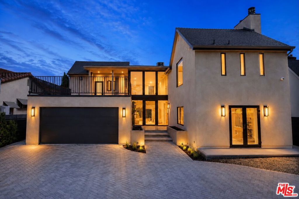 Luxury Brentwood Estate with Pool, ADU & Rooftop Views