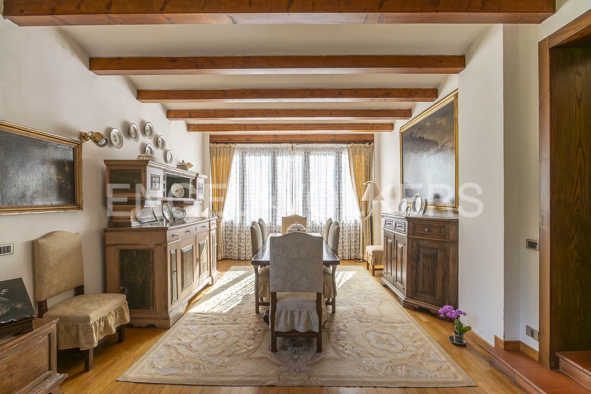 Exclusive estate with park in the Bolognese hills