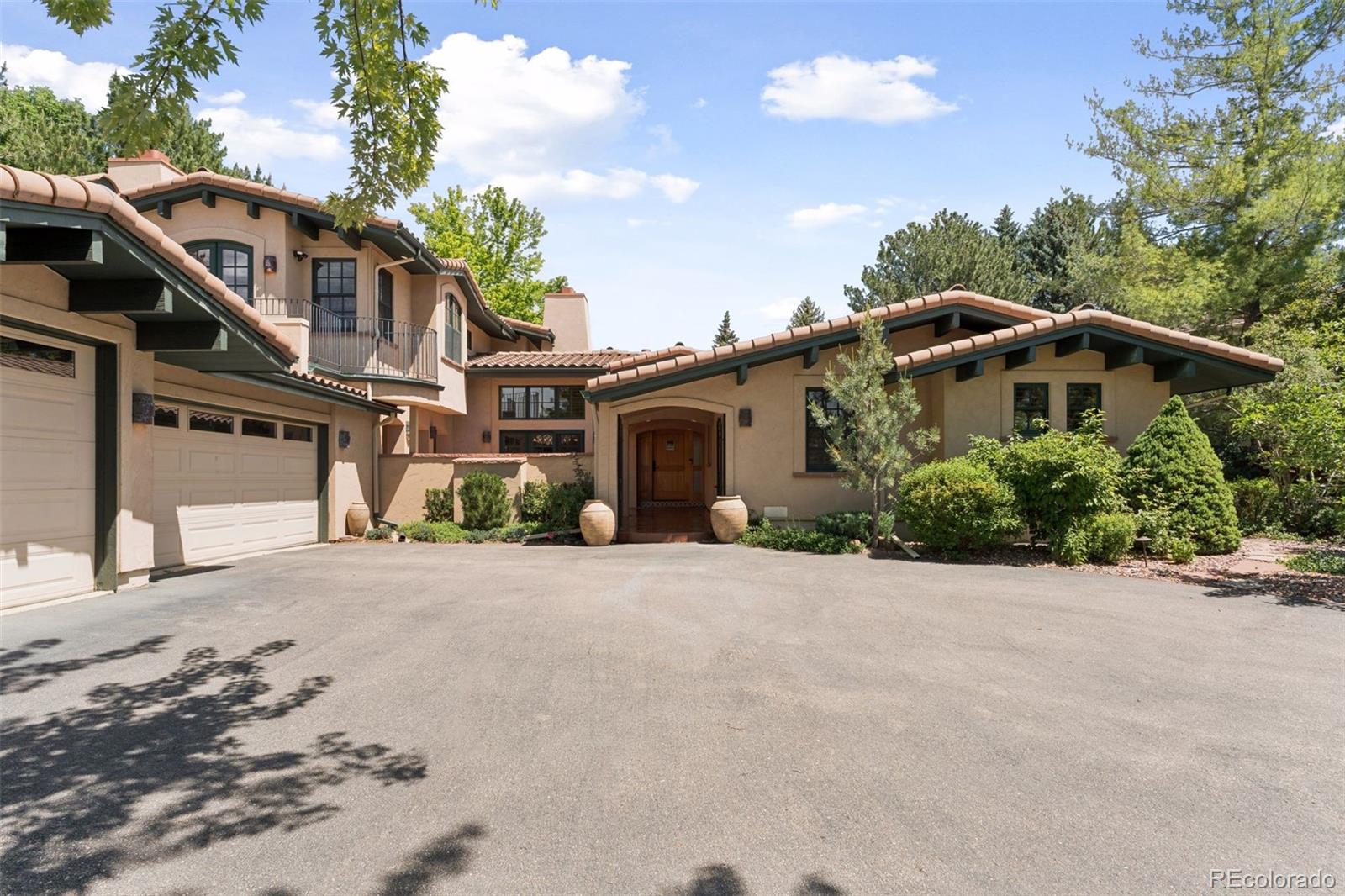 Smart-Luxury Retreat on Boulder Country Club