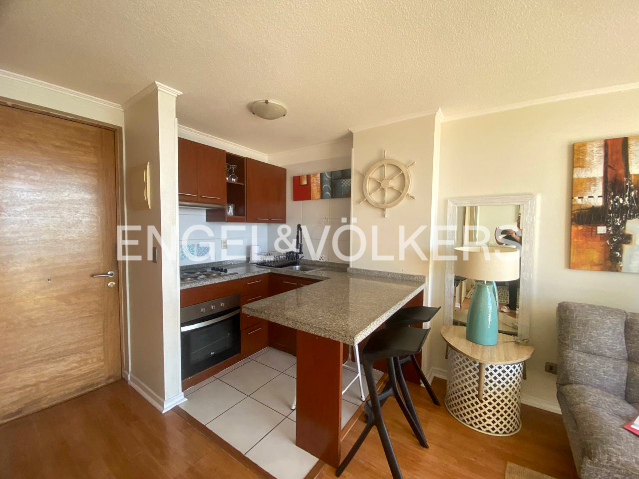Arriendo Depto. amoblado - Incluye GGCC