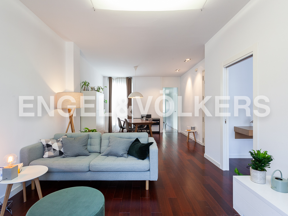 Partially furnished flat in Pla del Remei