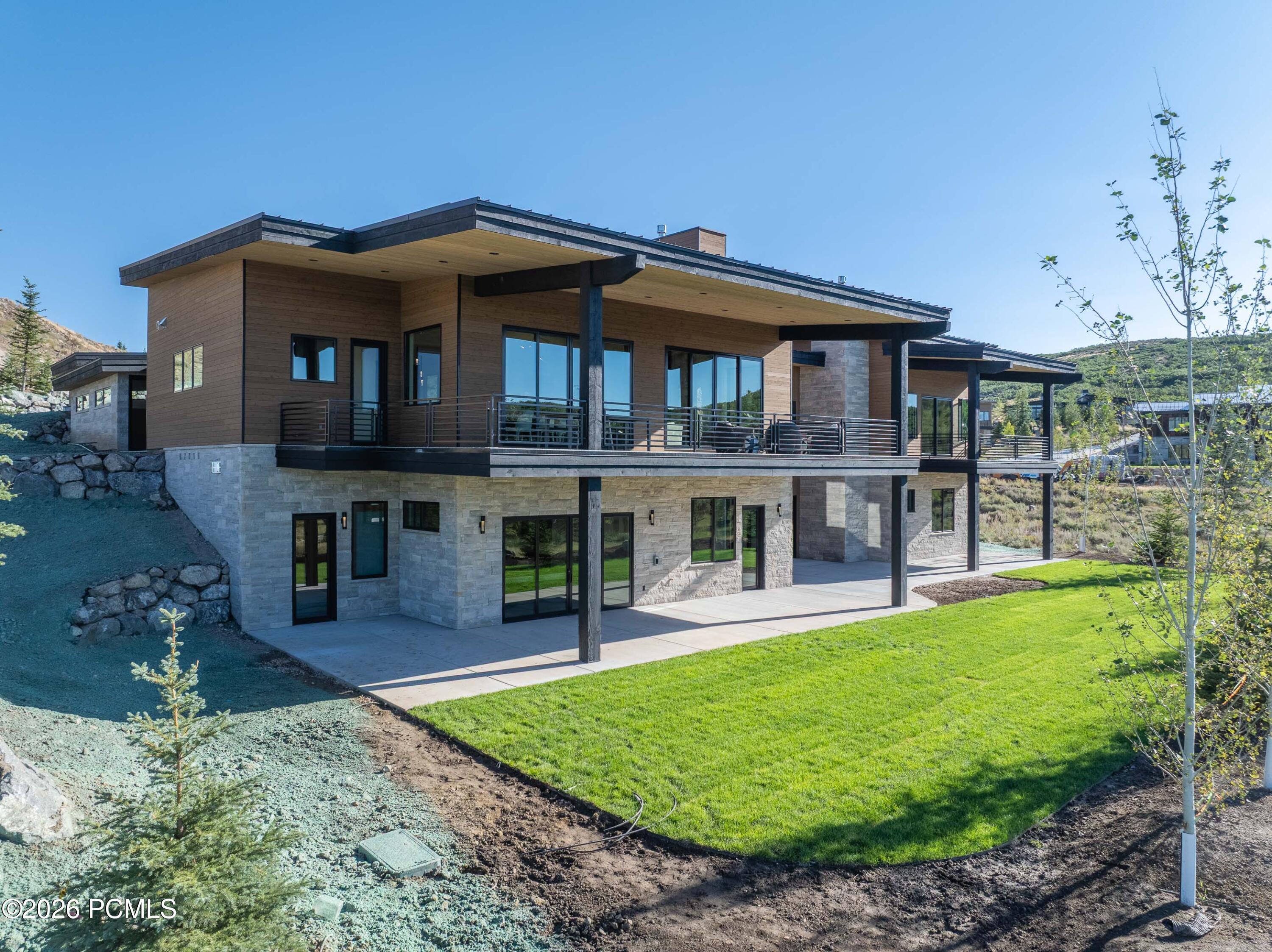 Mountain Contemporary With Amazing Views