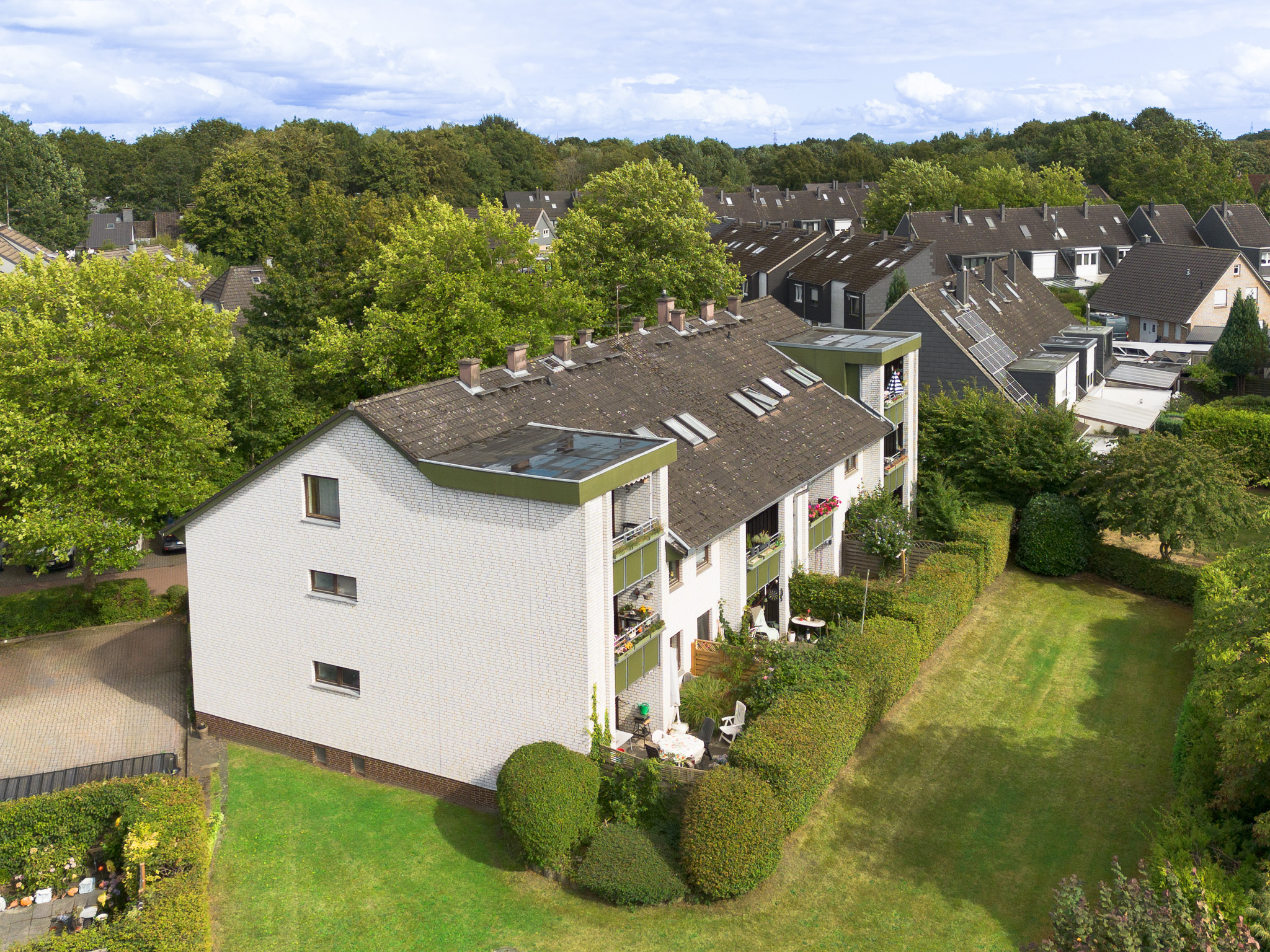Attraktives Investment: Vermietete 3,5- Zimmer-Dachgeschosswohnung in begehrter Familienlage