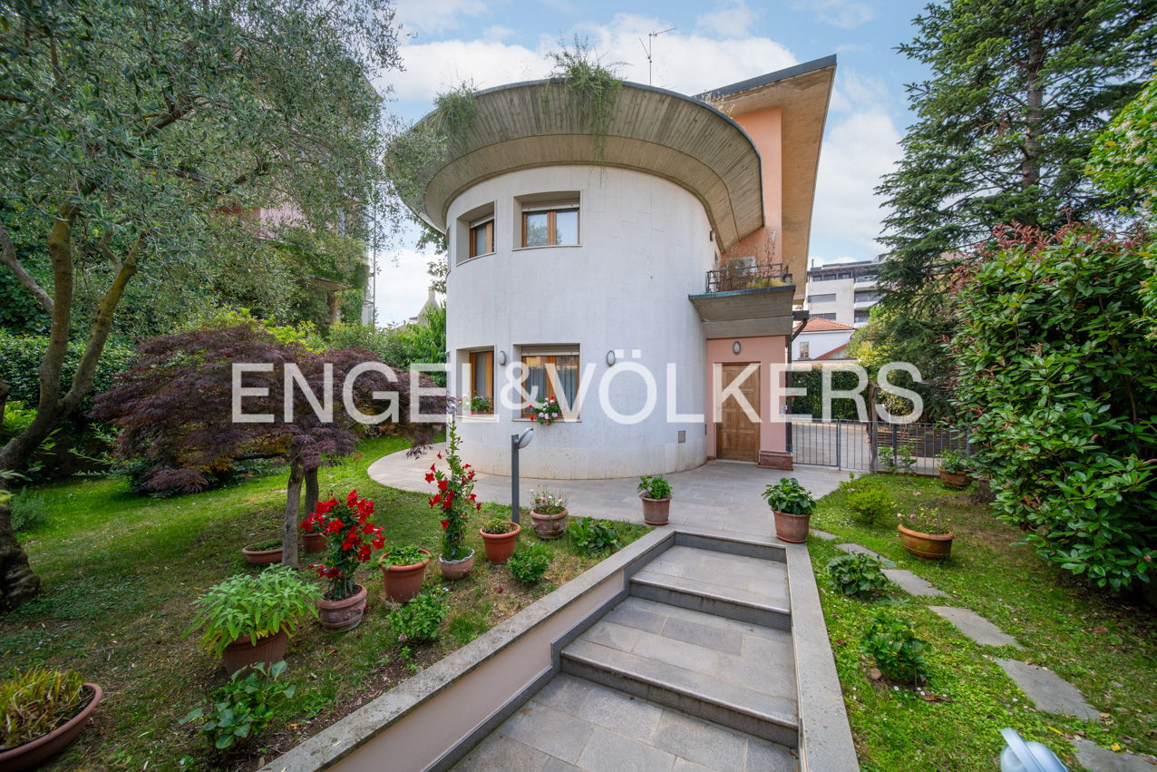 Design and comfort villa