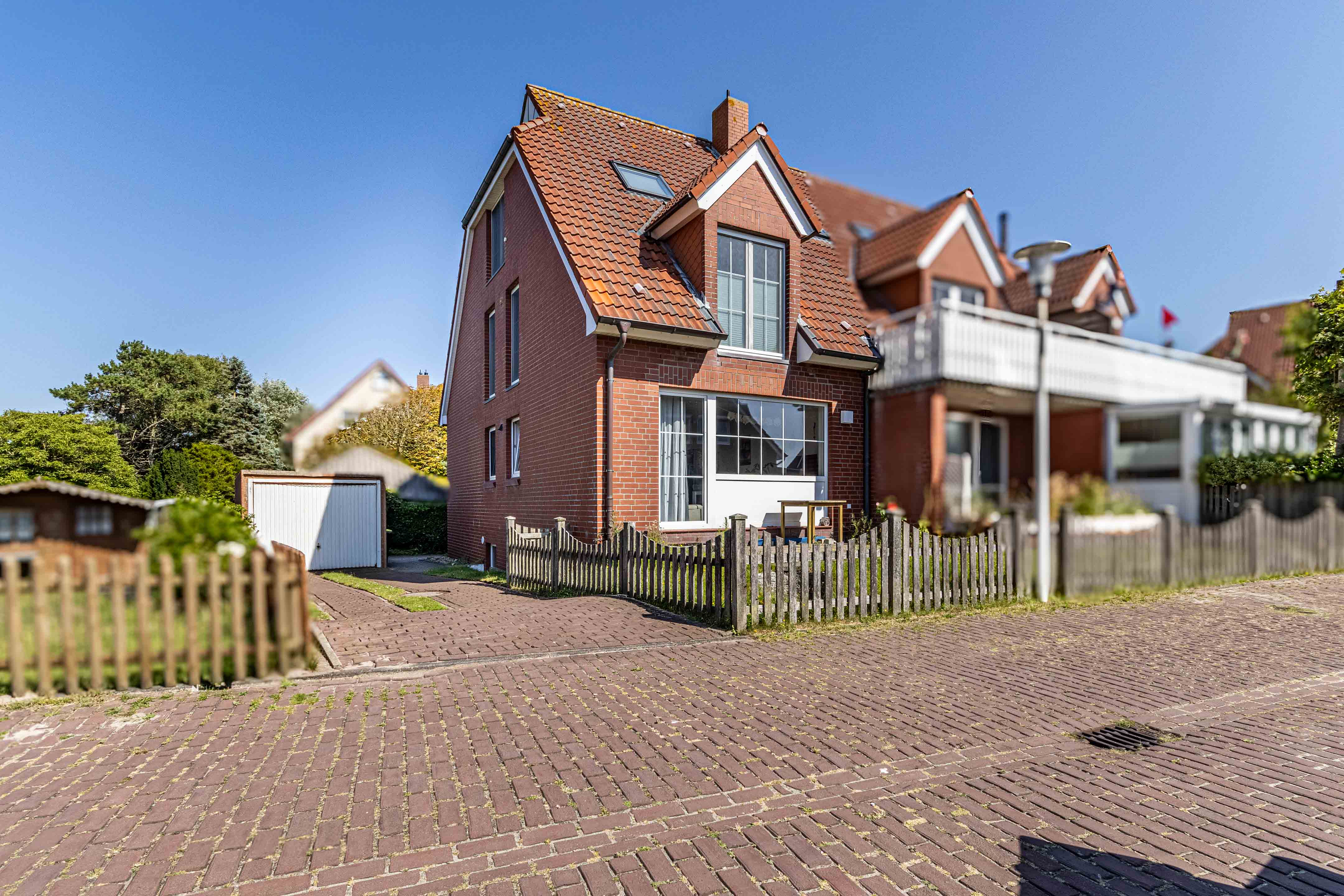 Sonnige Erstwohnsitz-Wohnung mit Terrasse und Garage in der Nordhelmsiedlung!