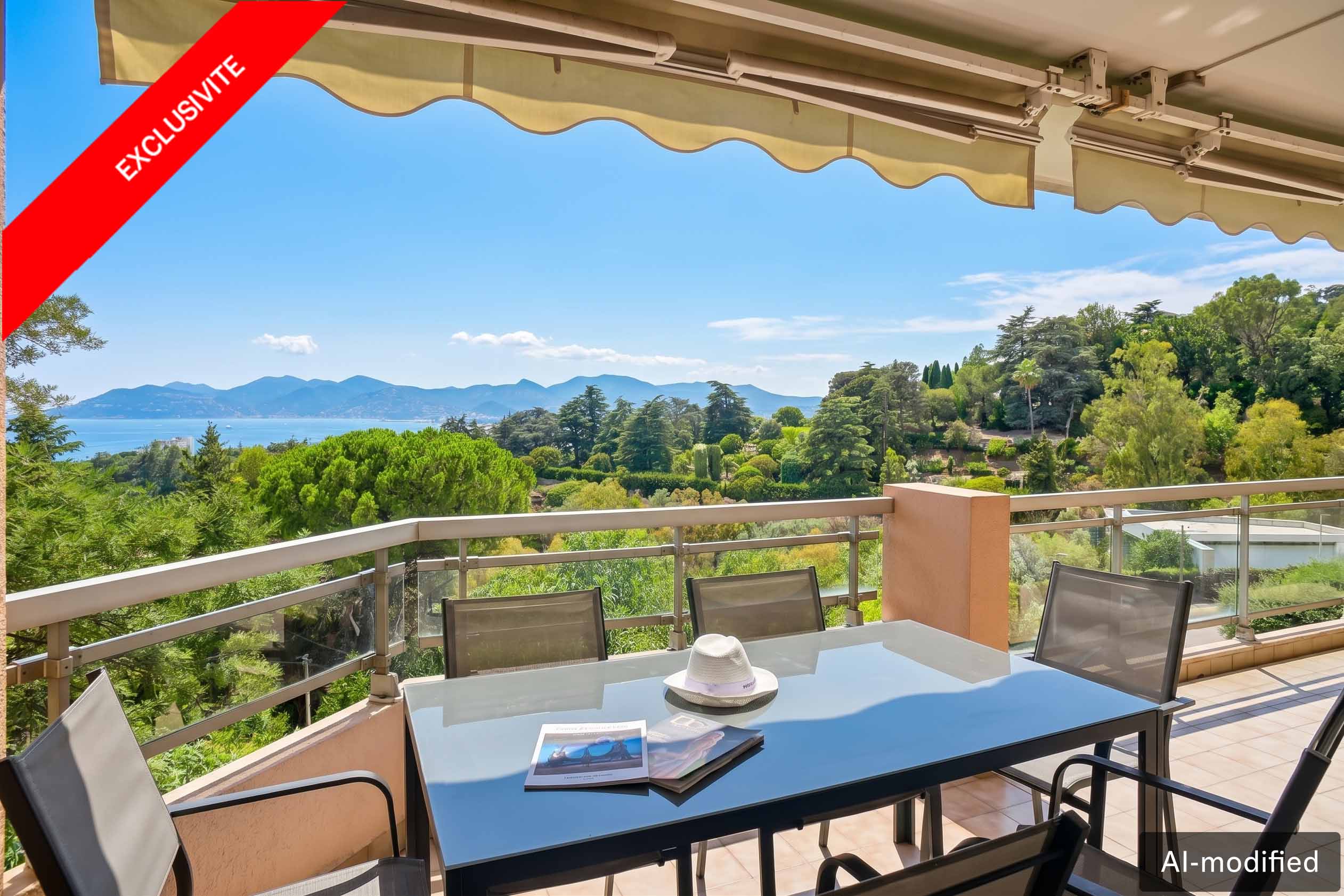 Large apartment – Panoramic sea view