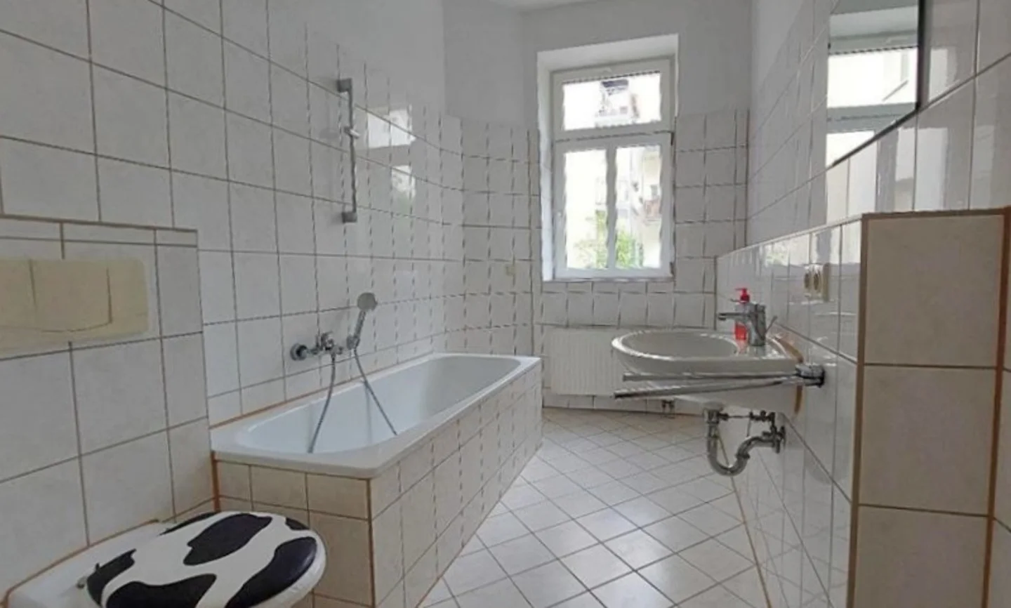 Charmante 2-Zimmer-Wohnung in Altlindenau - Photo 2