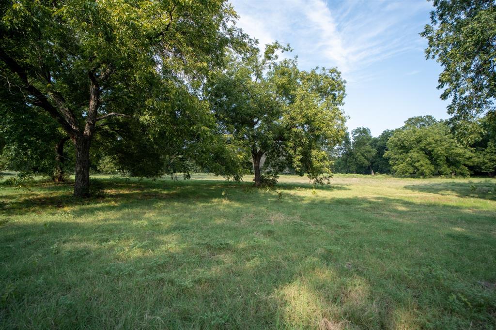 PRIVATE HILLTOP COUNTRY ESTATE ON 61+ ROLLING ACRES