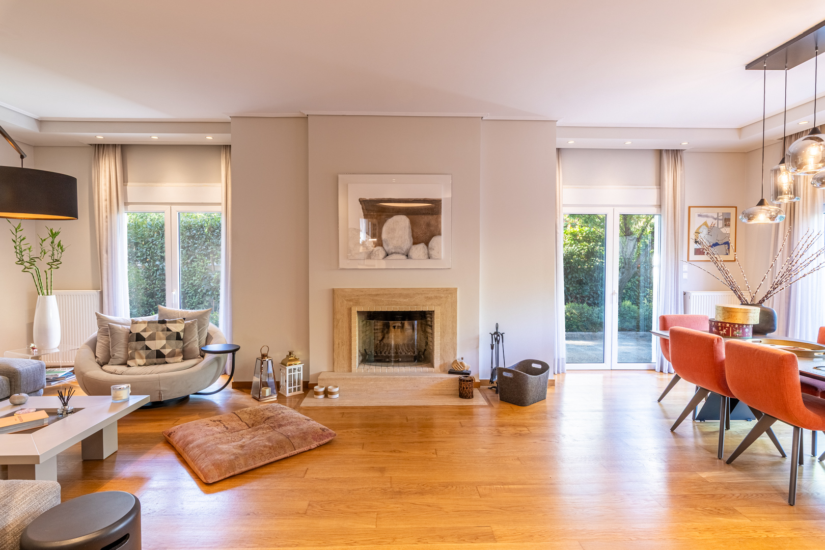 Elegant detached house with garden in Drosia