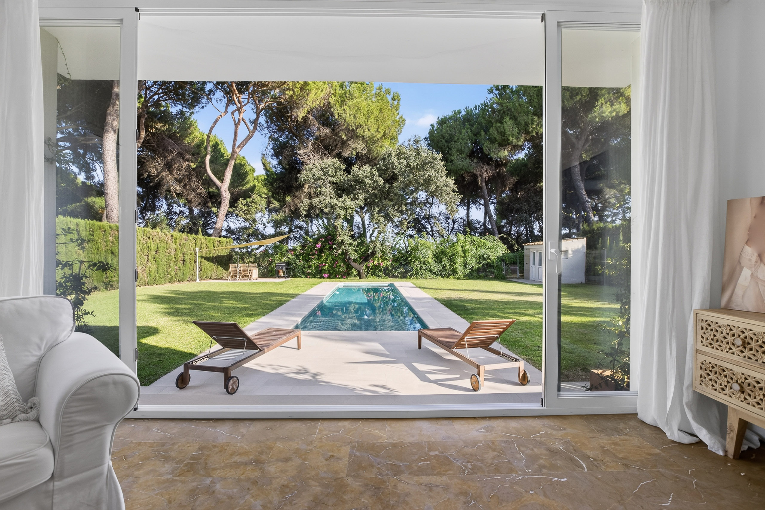 Bright and Spacious Detached Villa in La Juliana (Bollullos de la Mitación)