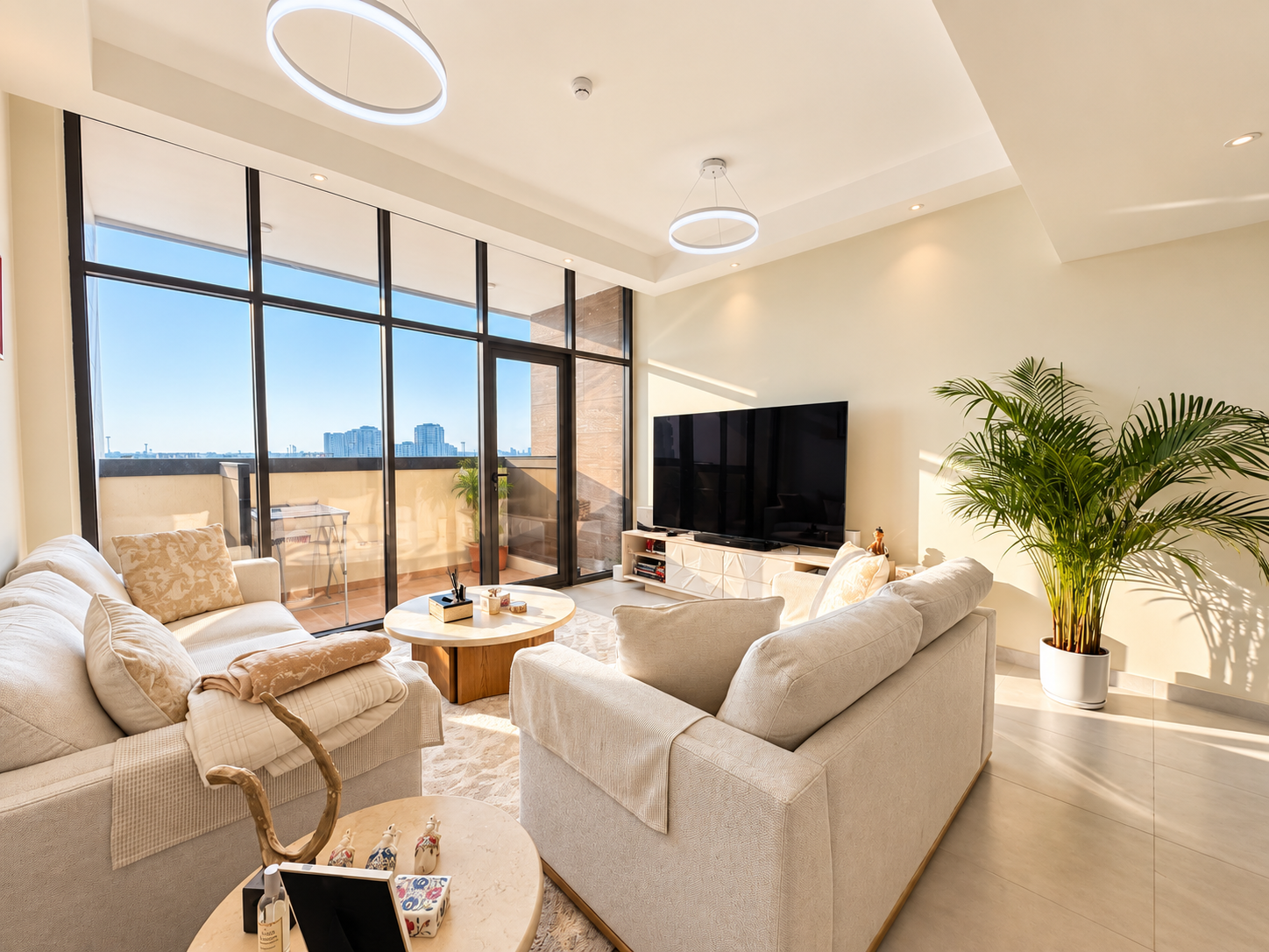 Vacant 20.11 | High Floor | Upgraded | Unfurnished