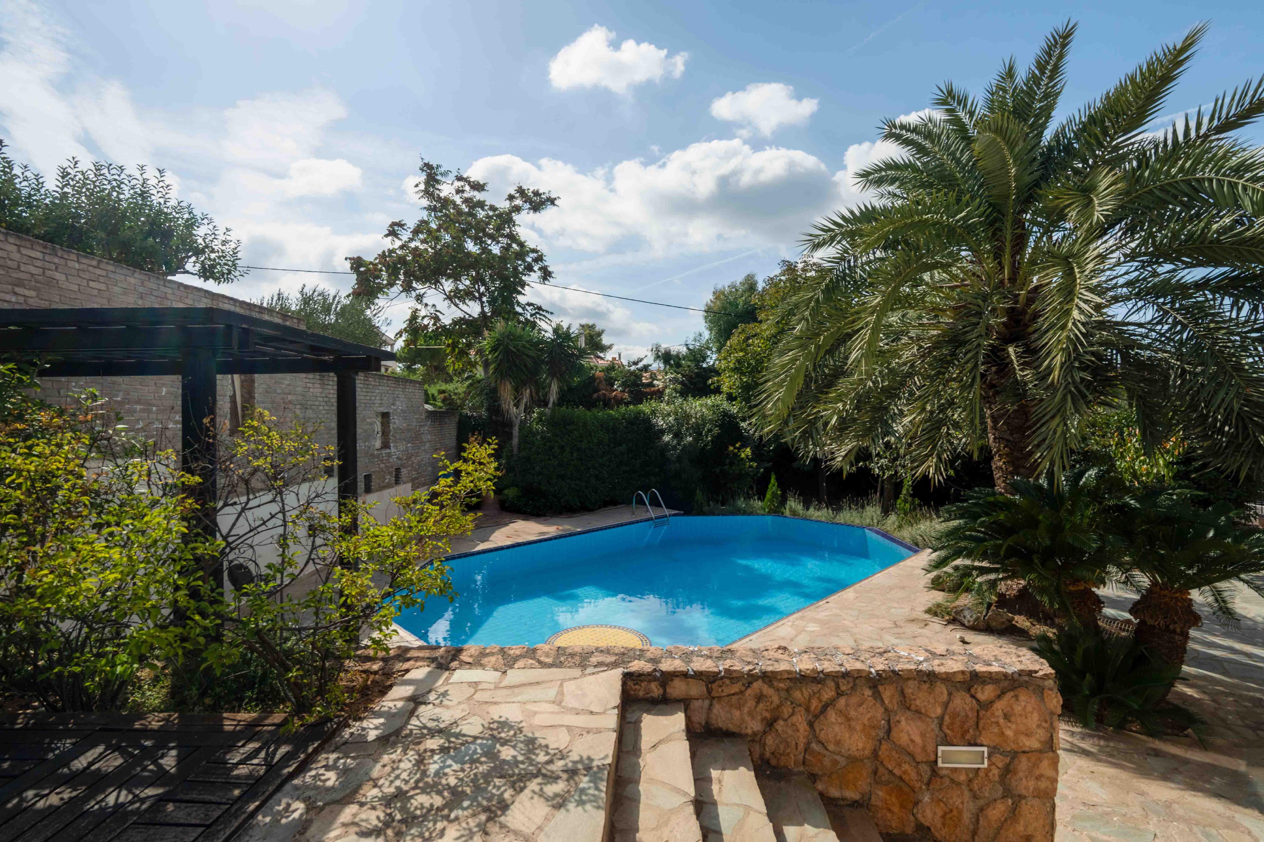 Detached house of 408 sq.m. with swimming pool & garden in Anixi