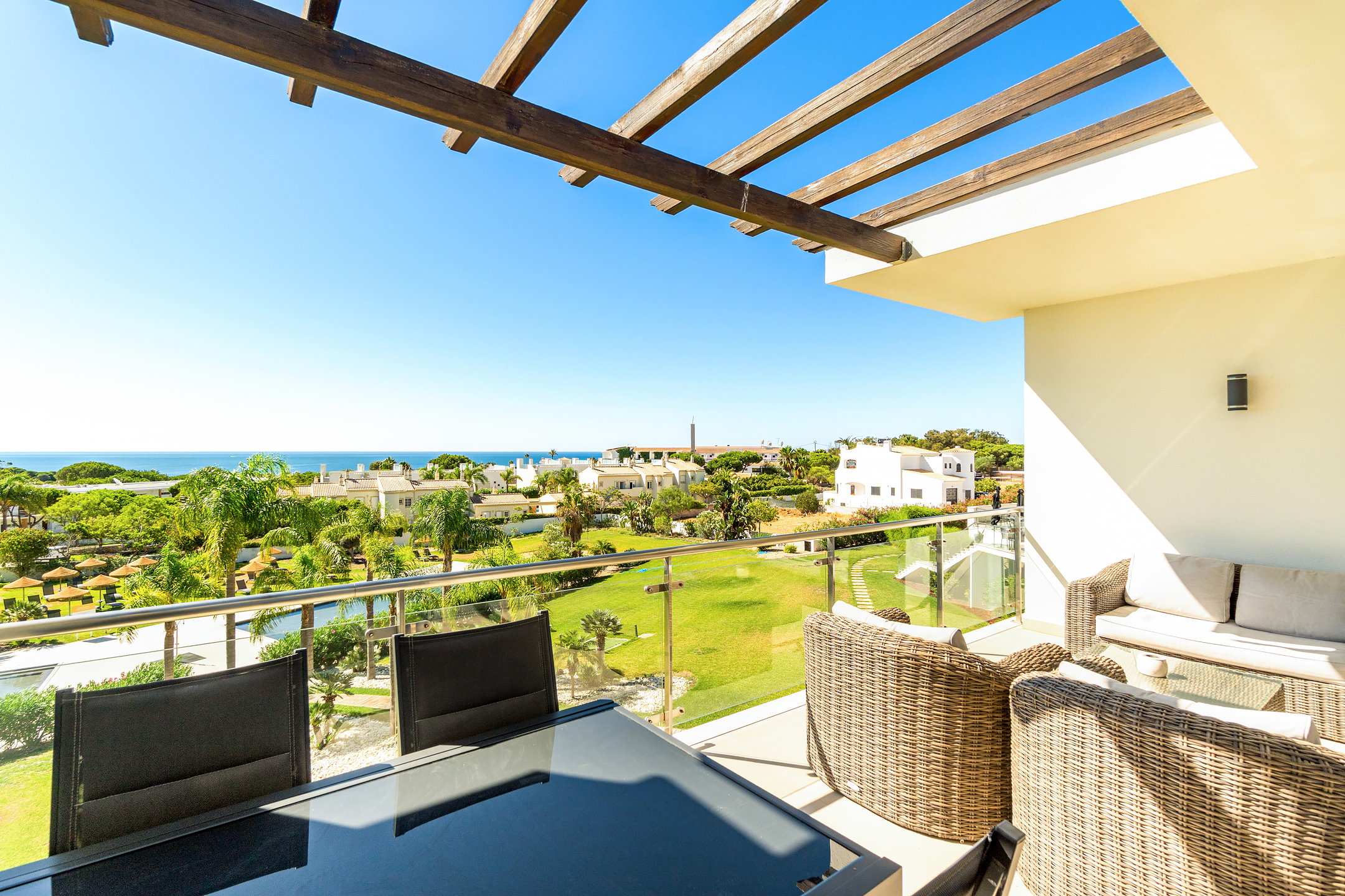 Modern T1 with sea views, 600 m from the Beach
