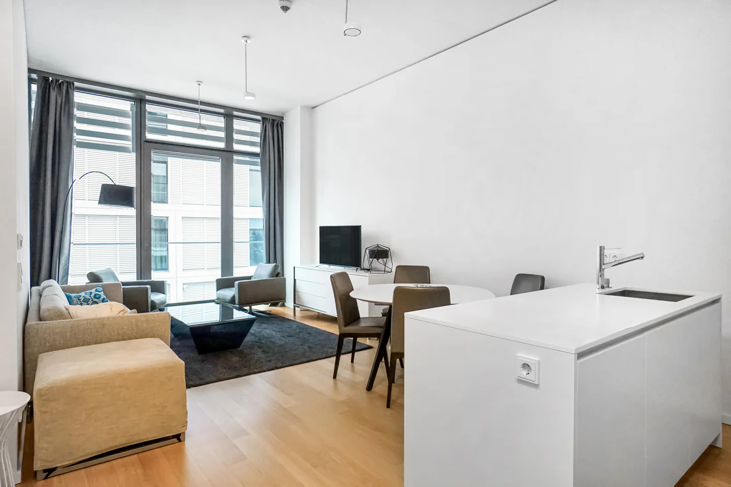 Löffelfertig wohnen mit Spreeblick im Living Levels - Photo 2